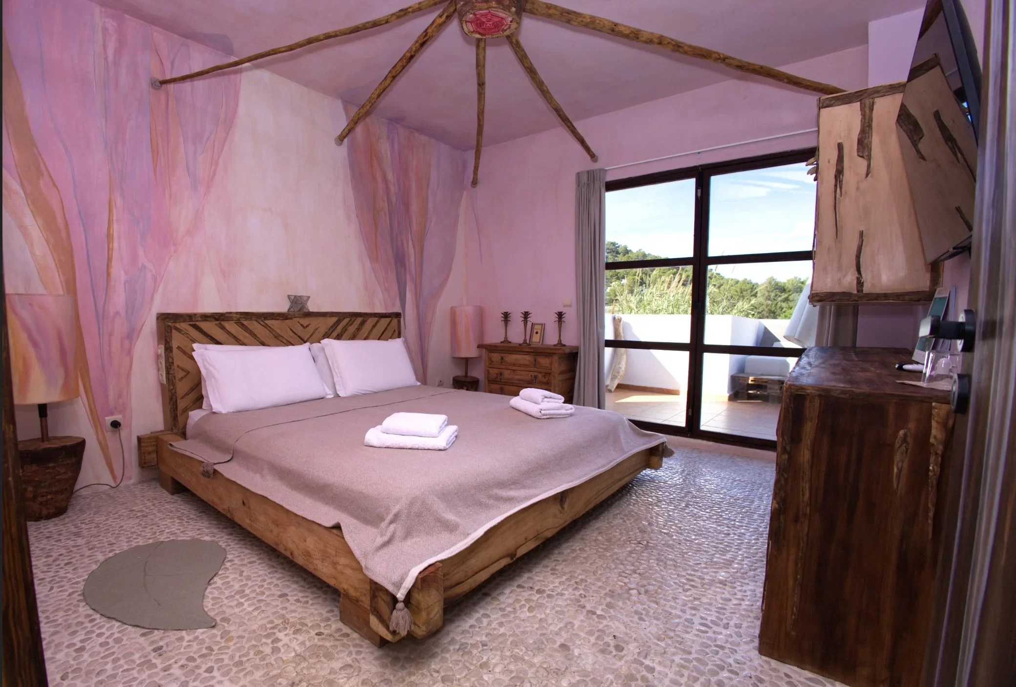 Copy of H5+bed.jpg.webp
