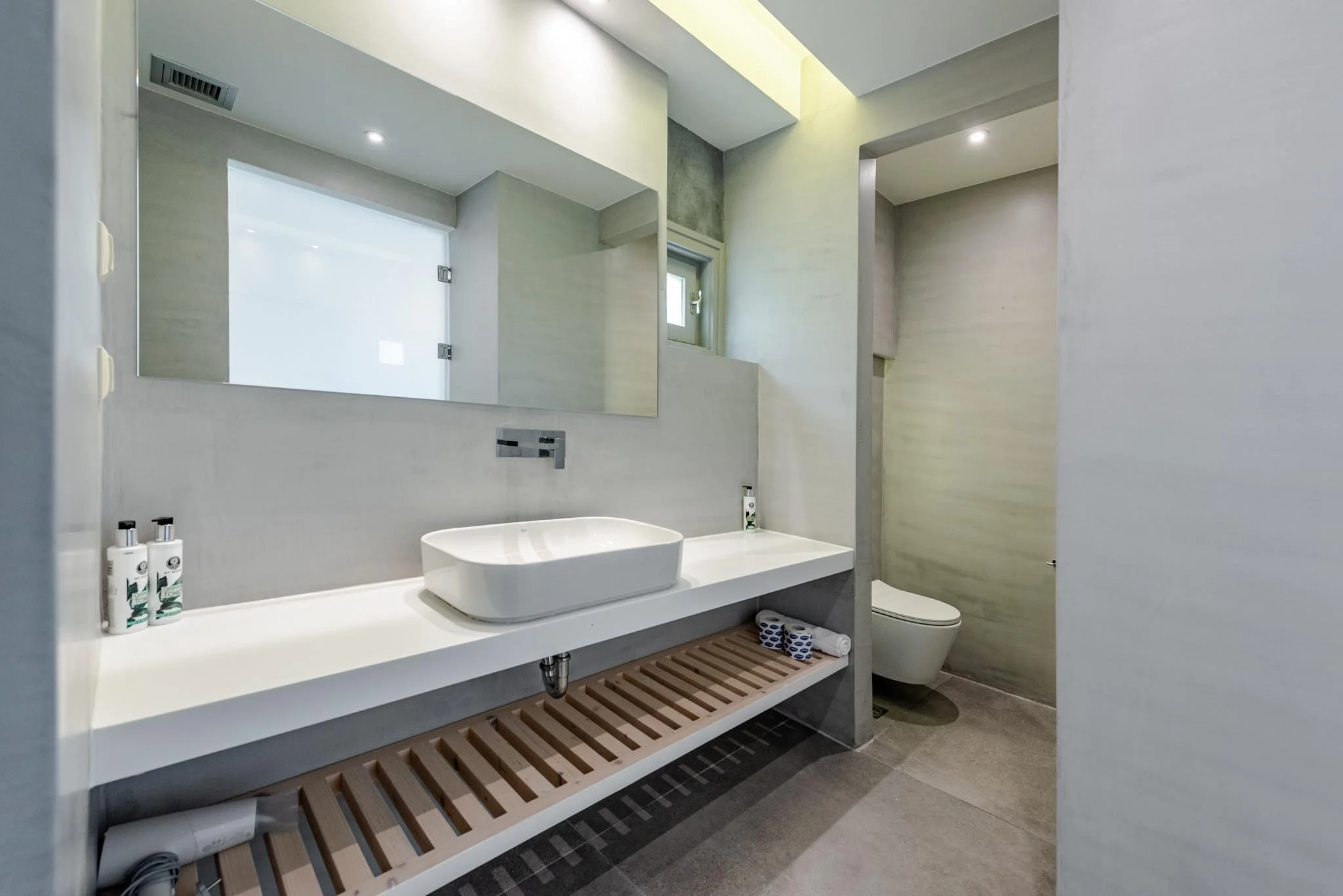 Sampatiki Suites 11.jpg