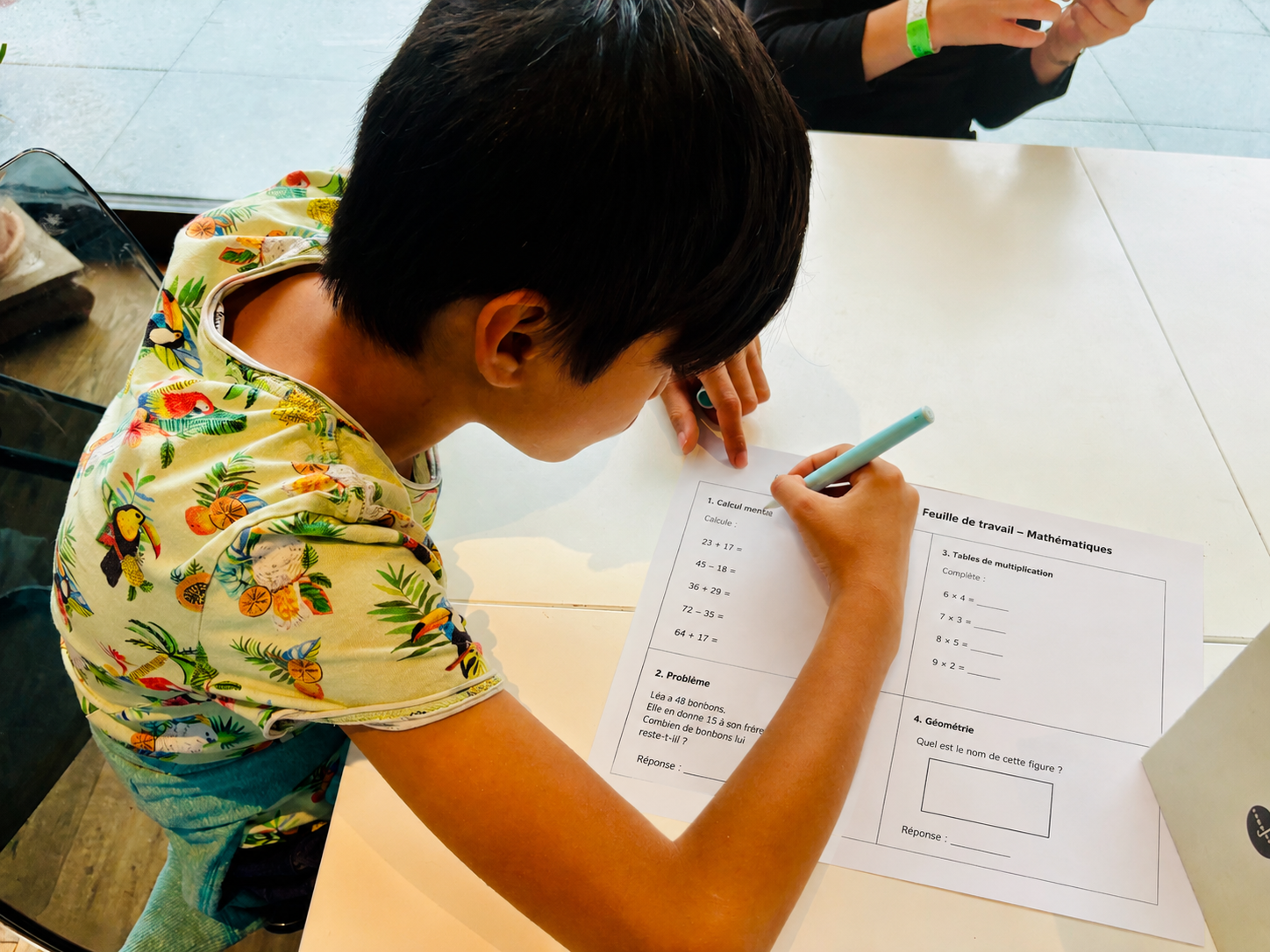 Pas de devoir, on travaille en classe, pour se préparer à réussir le CEB