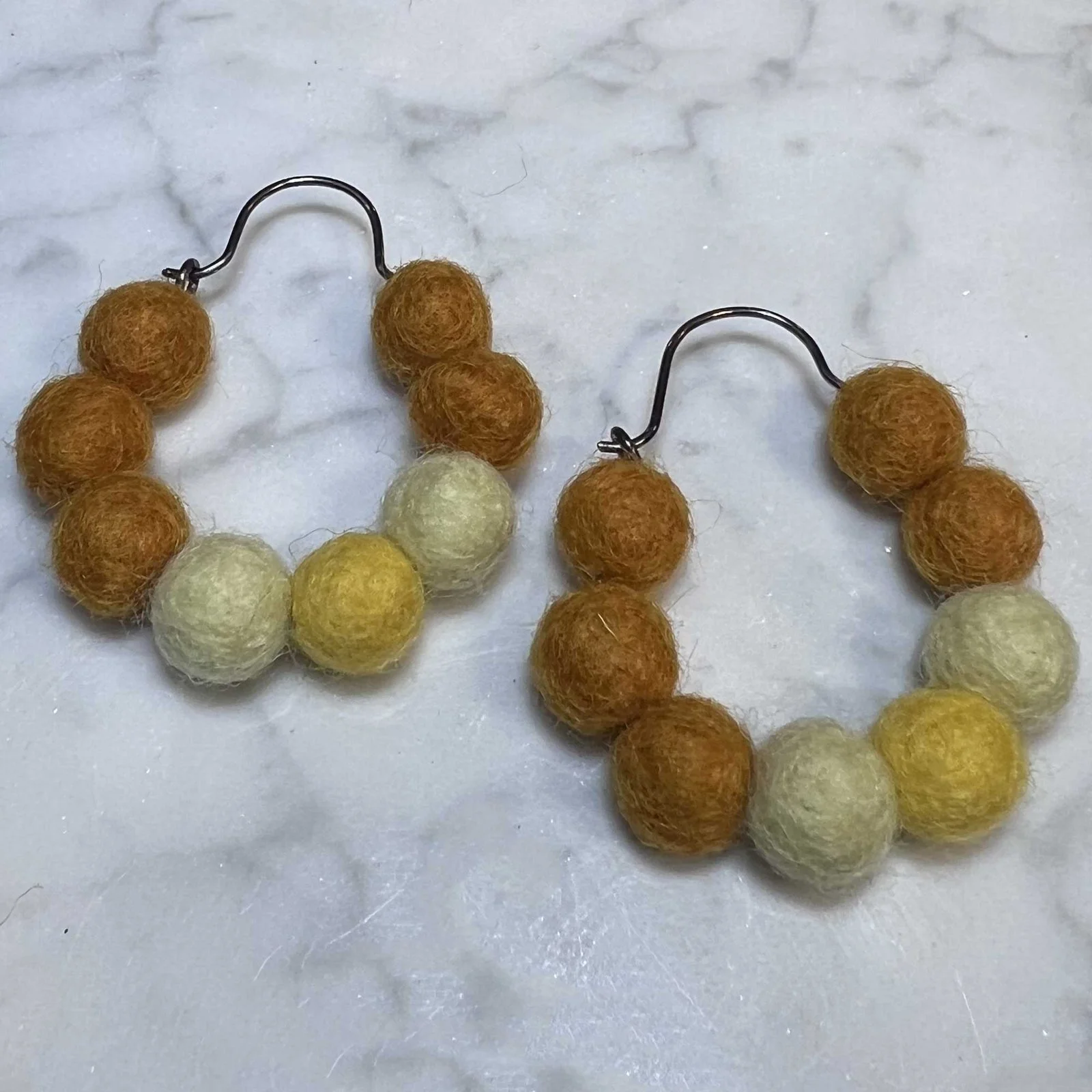 nessametals_YellowsHoops_Lg2_2000px.jpg