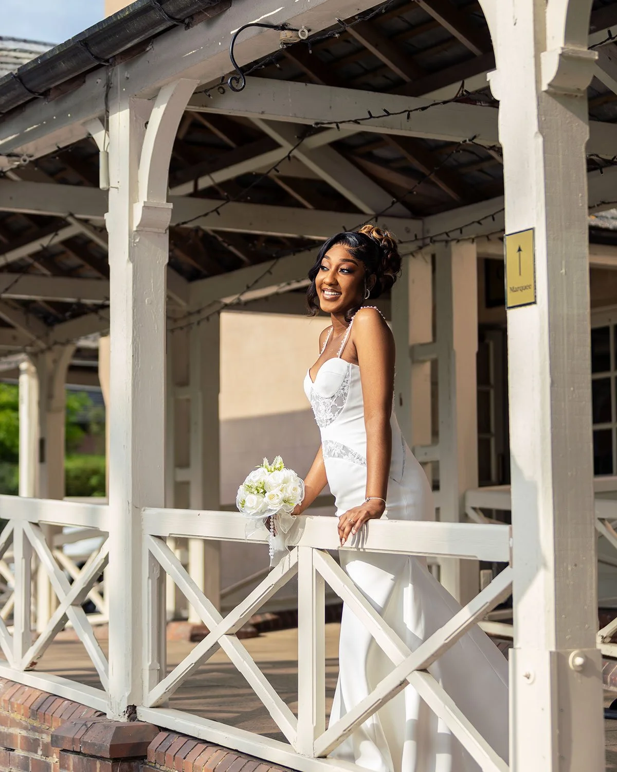 Vera 🤍
With its clean silhouette, delicate straps, and subtle beaded details, Vera celebrates the beauty of simplicity.
The fourth piece from Ivory Reign by Empress Velouria. ✨