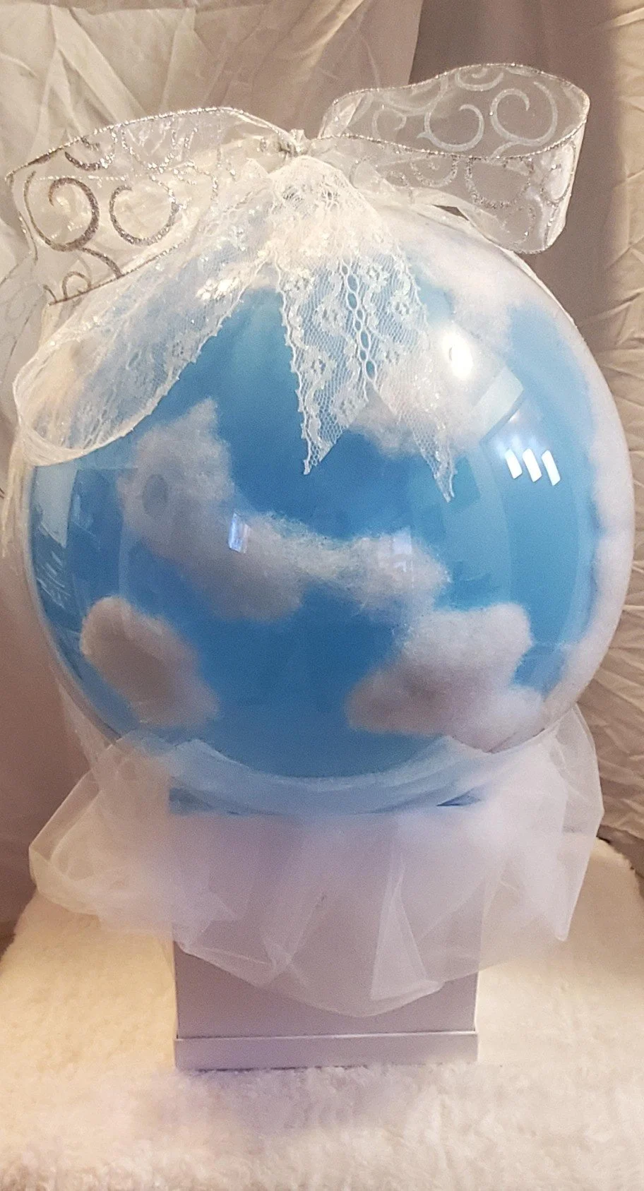 Crystal-capsule-gift-milwaukee-custom-world.jpg.jpeg