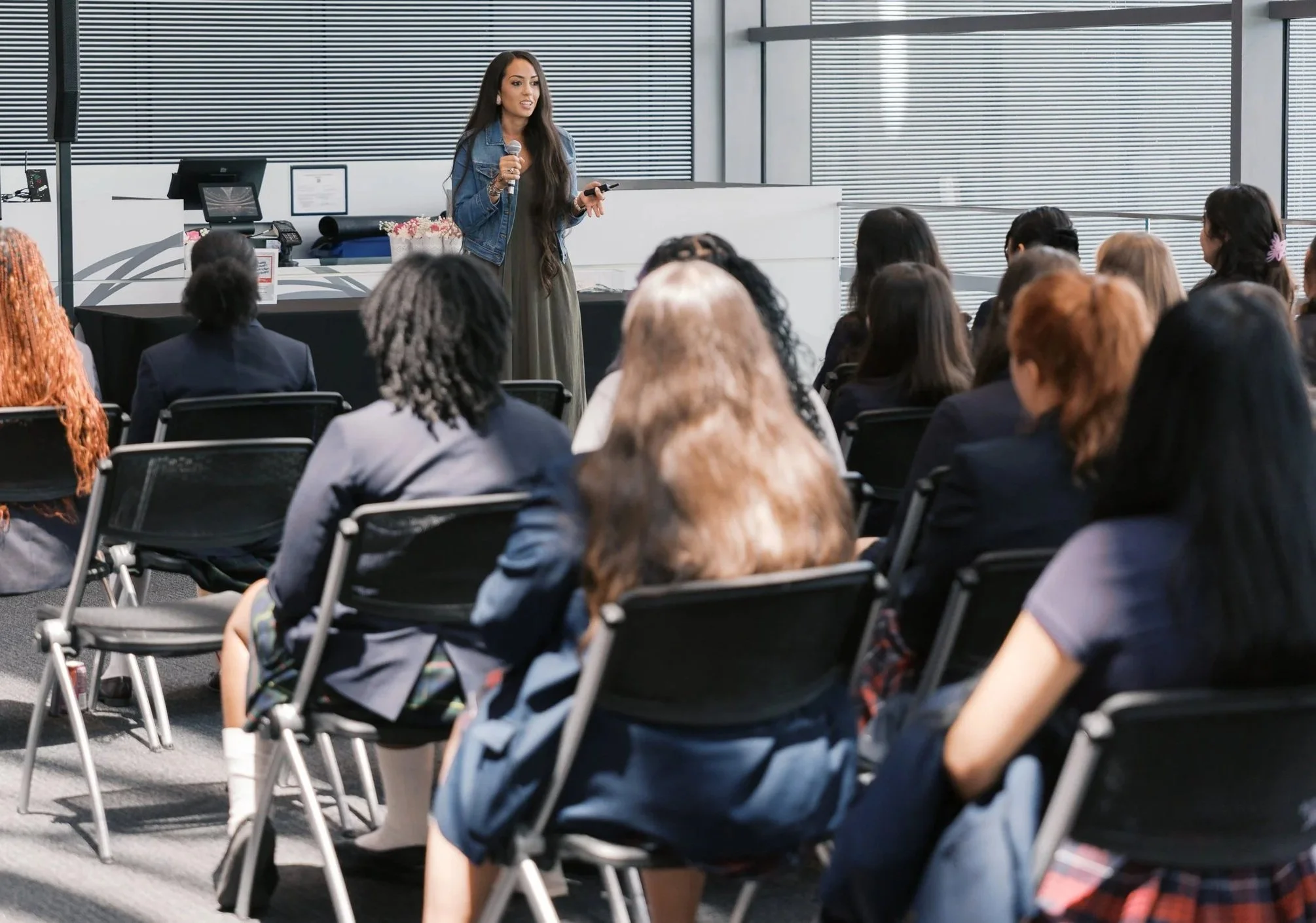 Willow Blythe-Carroll leading a leadership workshop