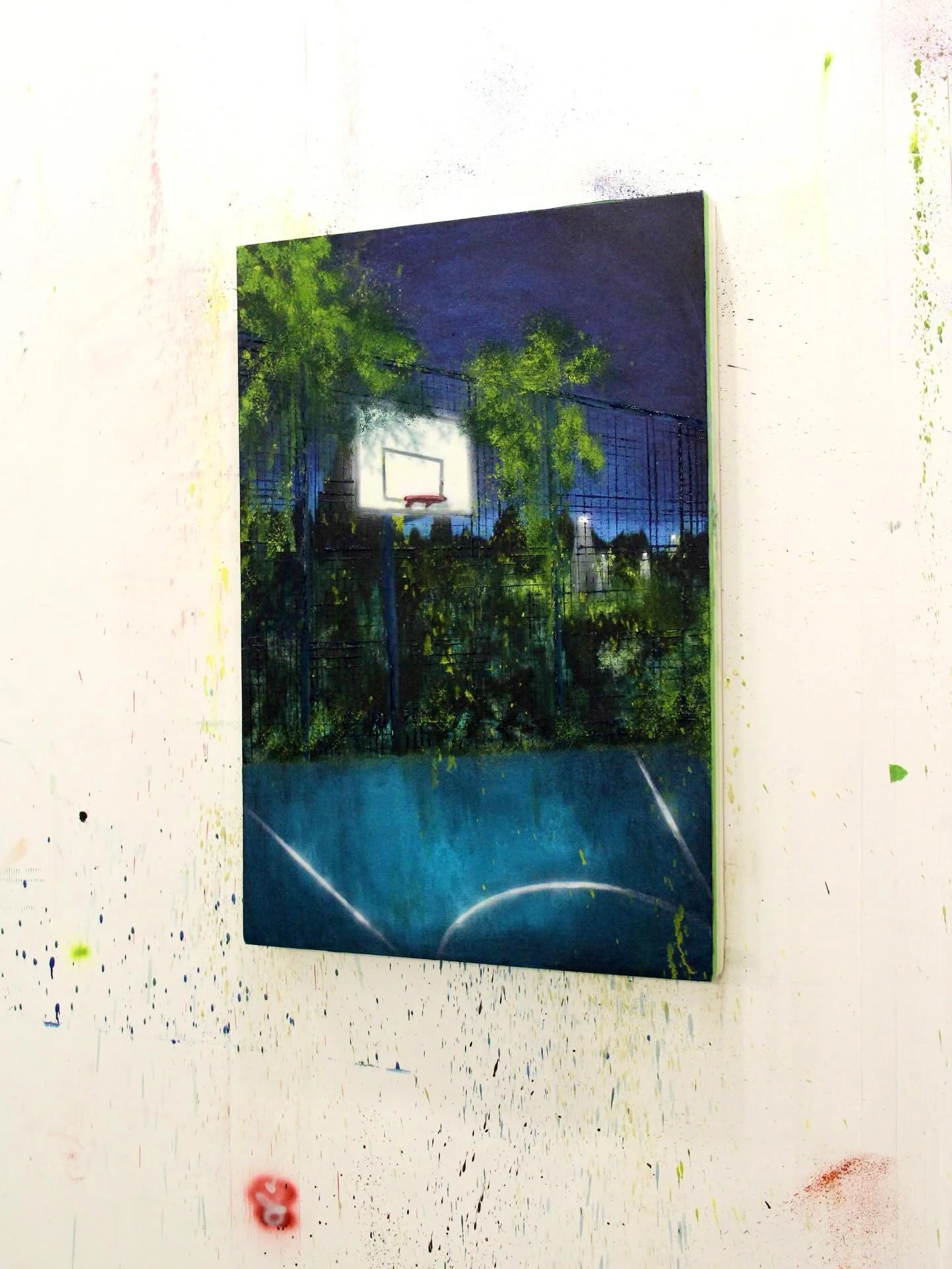 Wrapped this painting up after leaving it to sit for a few weeks. Oil on Canvas, 42 x 60cm 

#parkpainting #basketball #contemporaryart #nightpainting