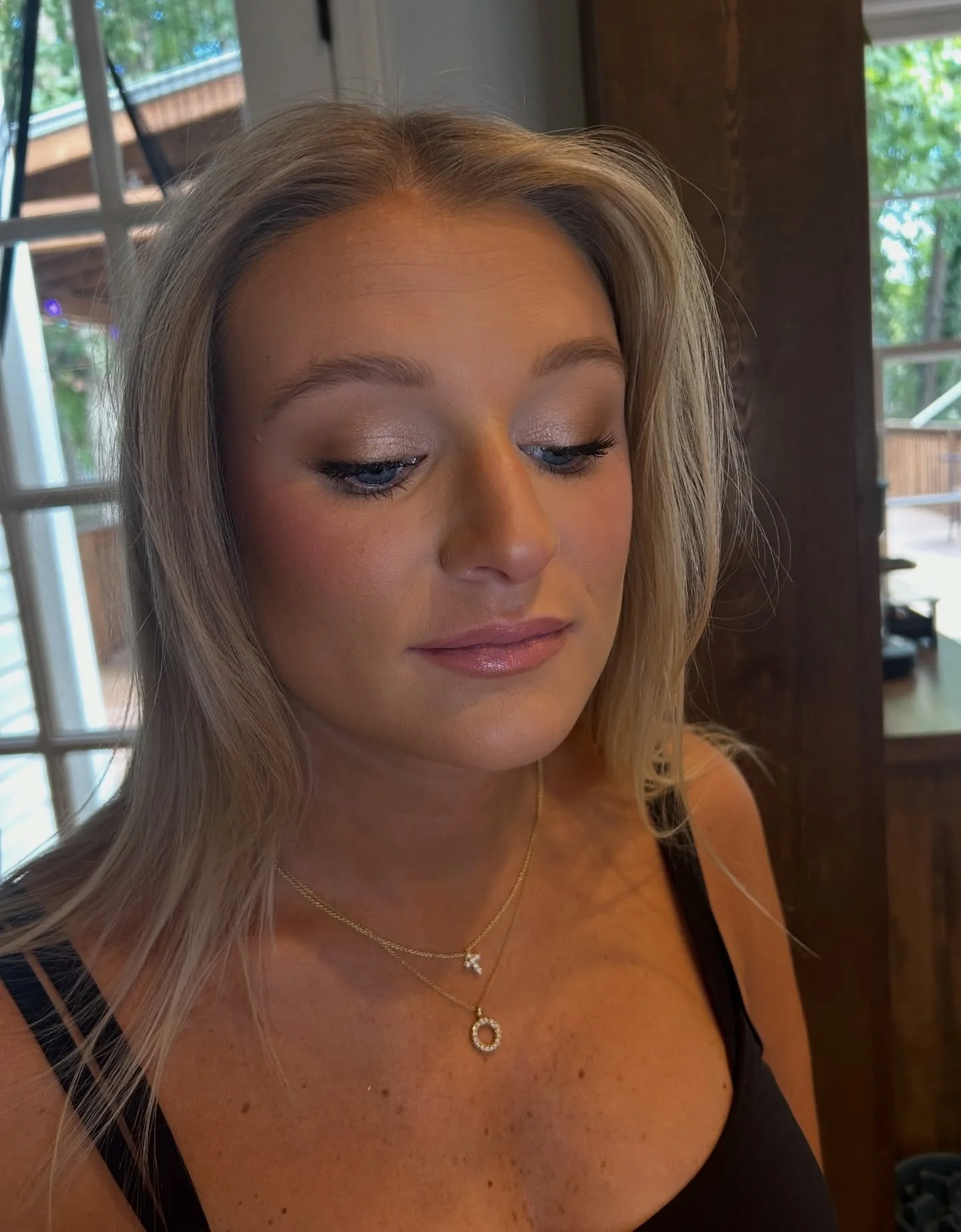 Baby shower glam 💕

Friendly reminder: you don&rsquo;t have to be a bride to get your makeup done ✨

Baby showers, engagement parties, birthdays, photoshoots, date nights, girls nights, formals&hellip; or just because&hellip; let&rsquo;s get you gla