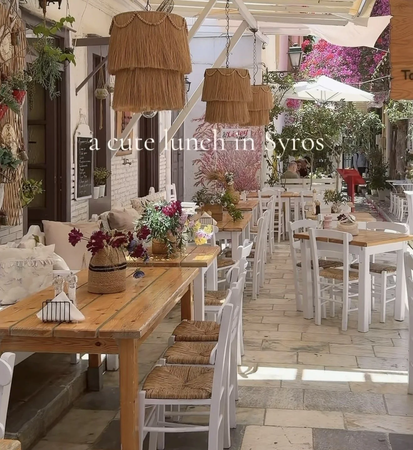 Video for the Arhontariki restaurant in Syros, Greece
