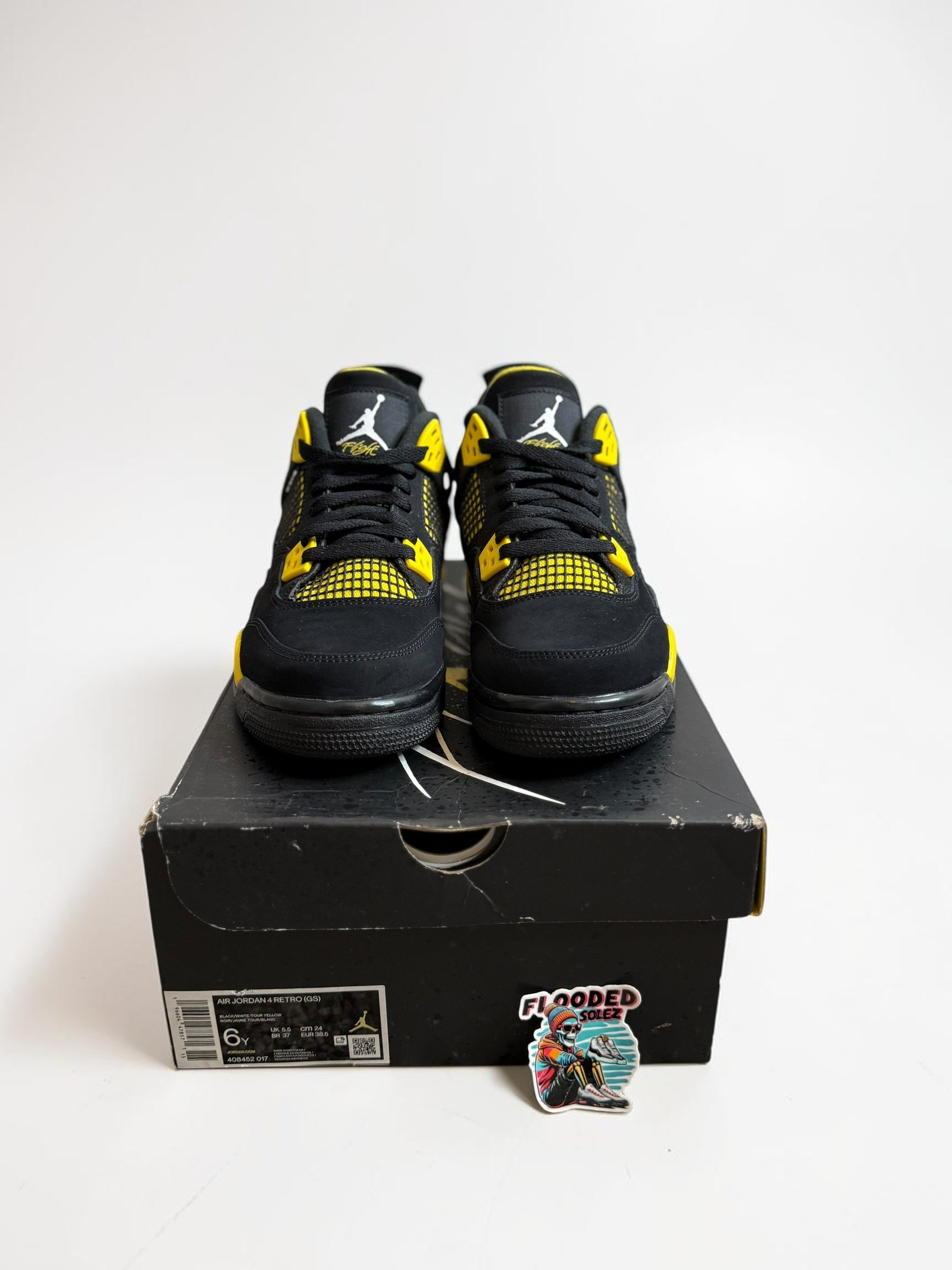 Air Jordan Retro 4 ‘Thunder’ GS (2023) Size 6Y