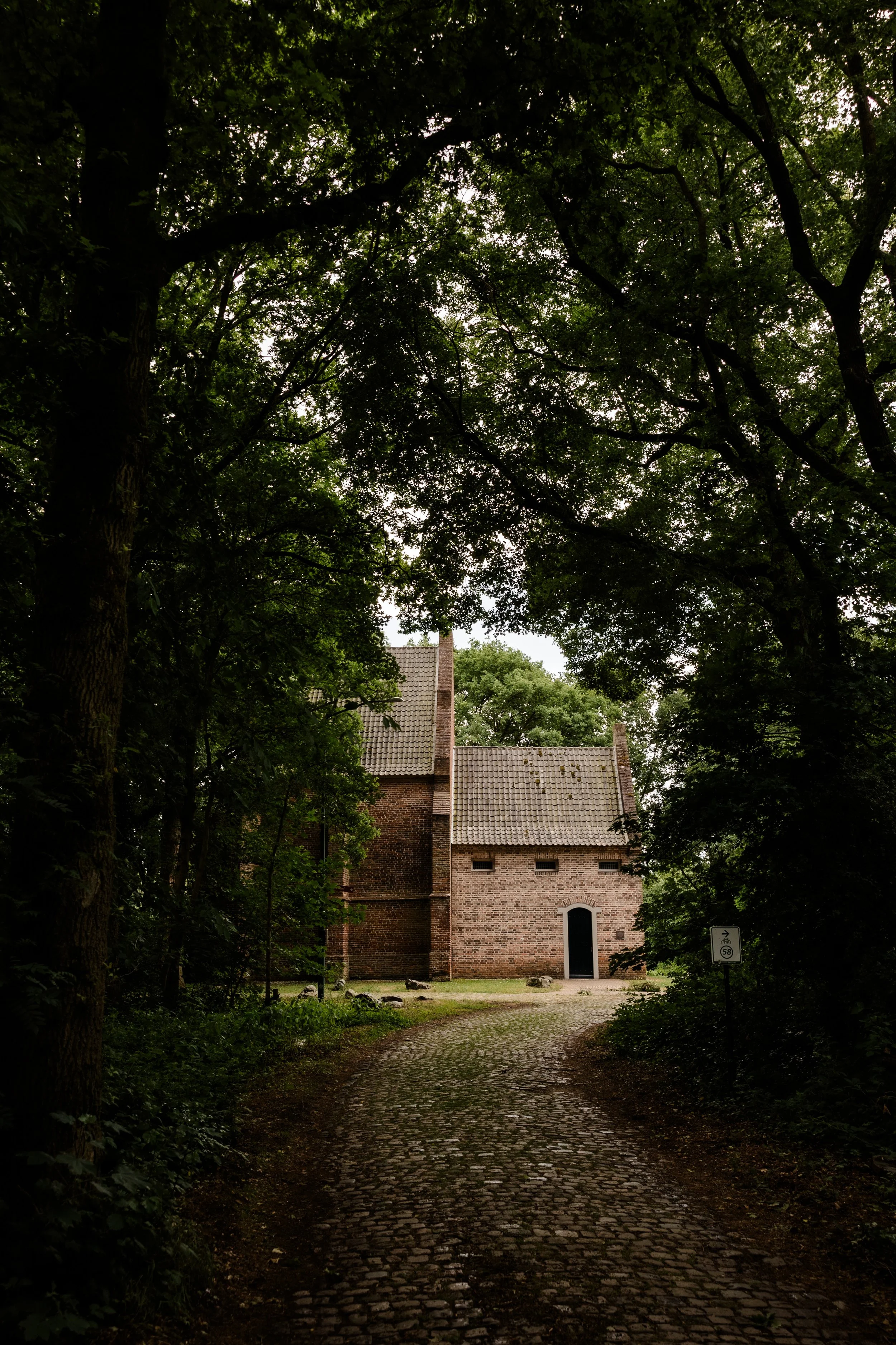 Waarom jullie trouwlocatie de basis vormt van het volledige ontwerp