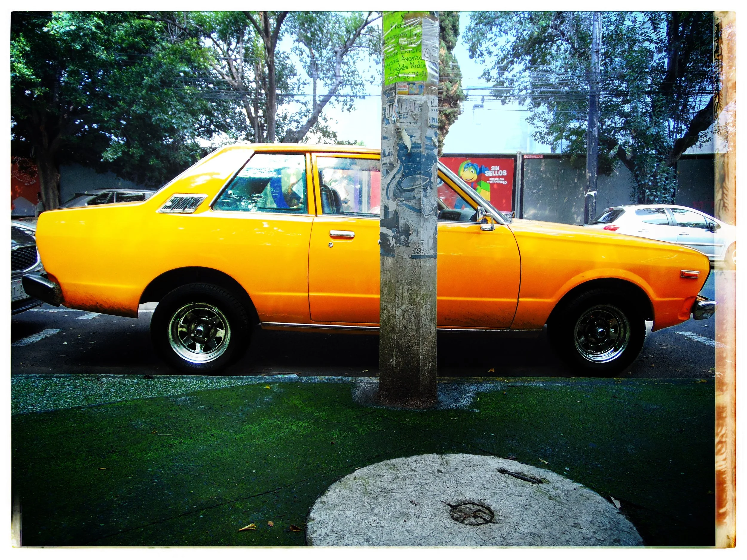 YELLOWCAR.jpg