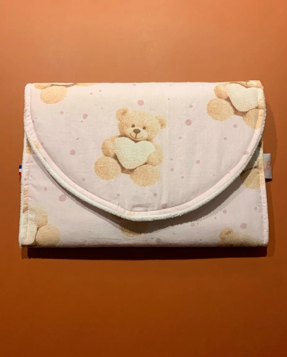 Tapis à langer nomade matelassé pour bébé