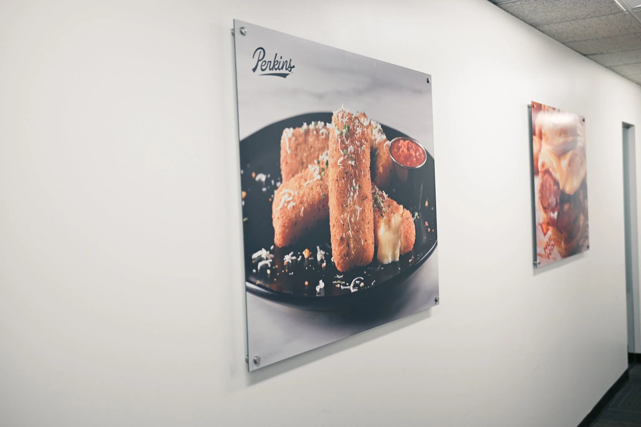 HuddleHouse & Perkins (14 of 34).JPG