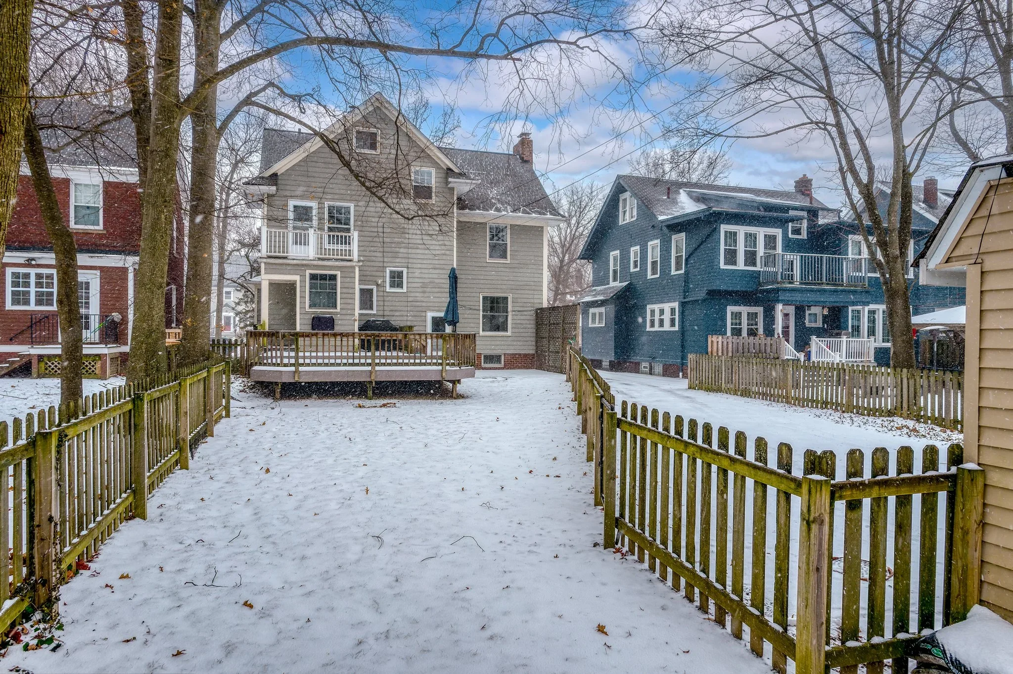 ShanerShots-2873+Scarborough-13.webp