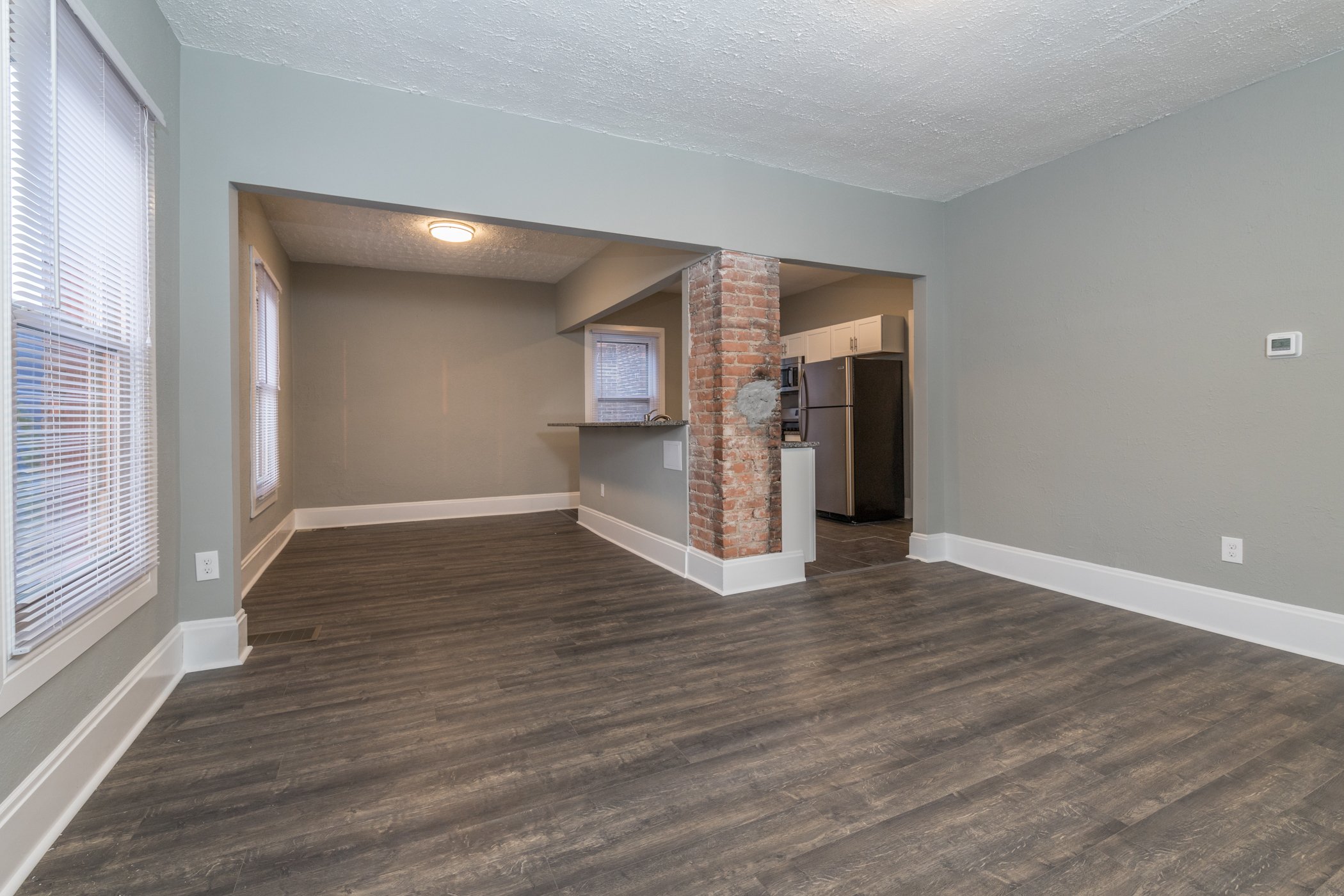 Gordon Square Apartment-15.jpg