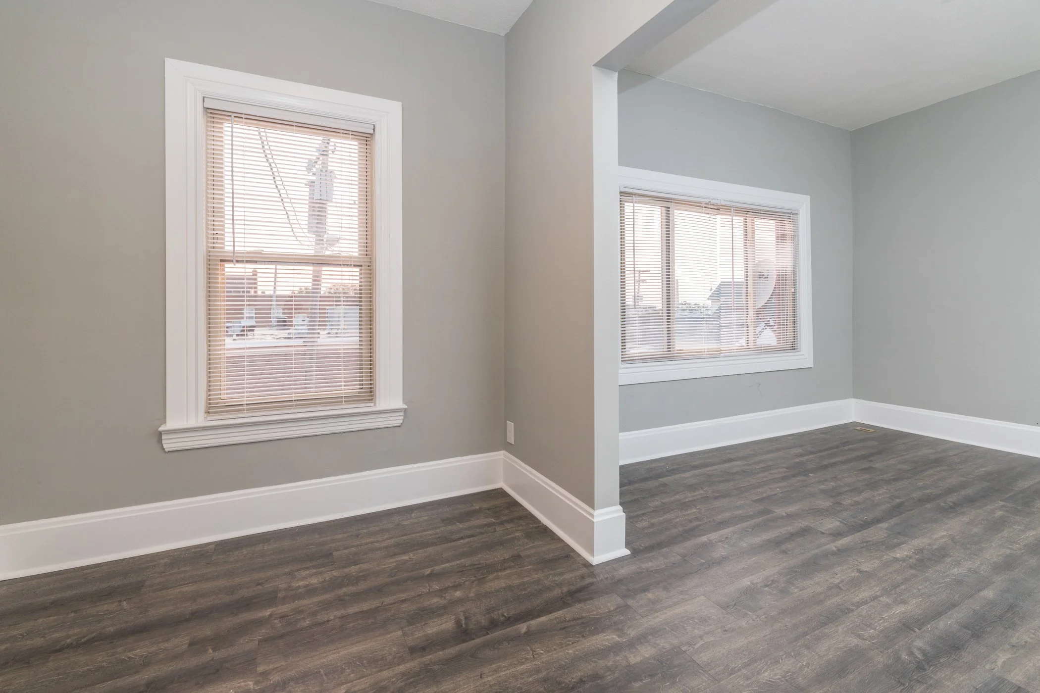 Gordon Square Apartment-10.jpg