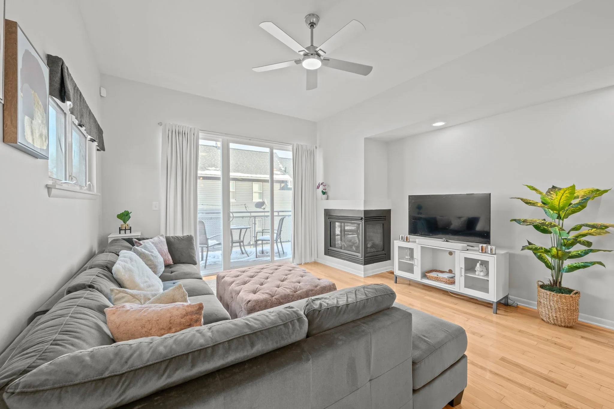ShanerShots-2565+W+9th-40.webp