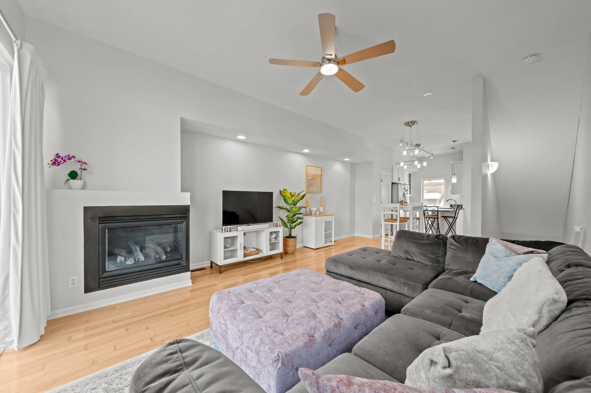 ShanerShots-2565+W+9th-42.webp