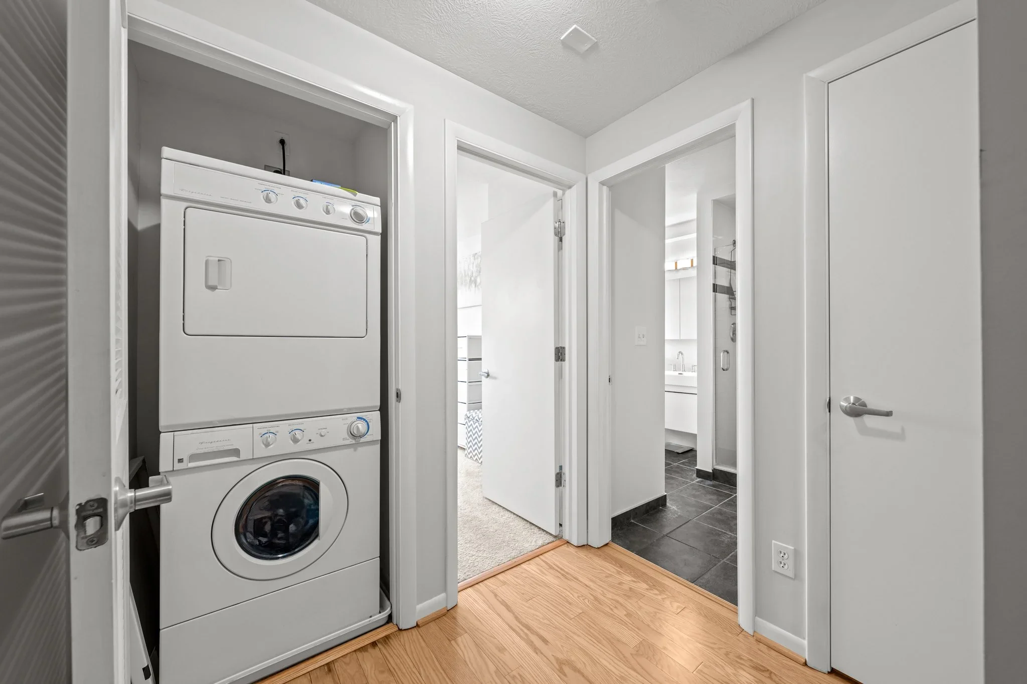 ShanerShots-2565+W+9th-49.webp
