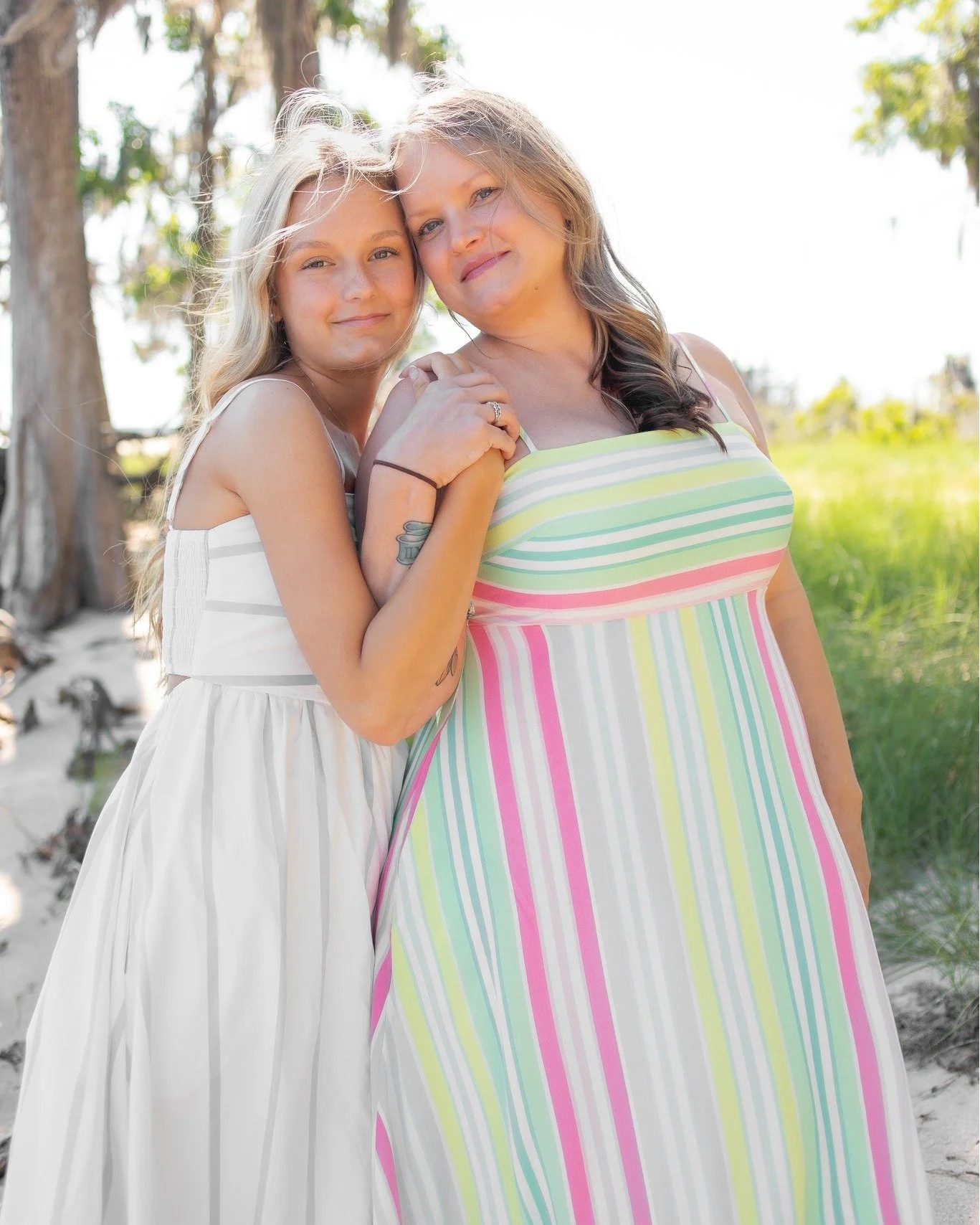 I captured this adorable mom &amp; daughter session back in May and somehow forgot to post it! The best part is their outfits weren't planned - they were just in sync!

These two live several states away and wanted a last minute session together whil