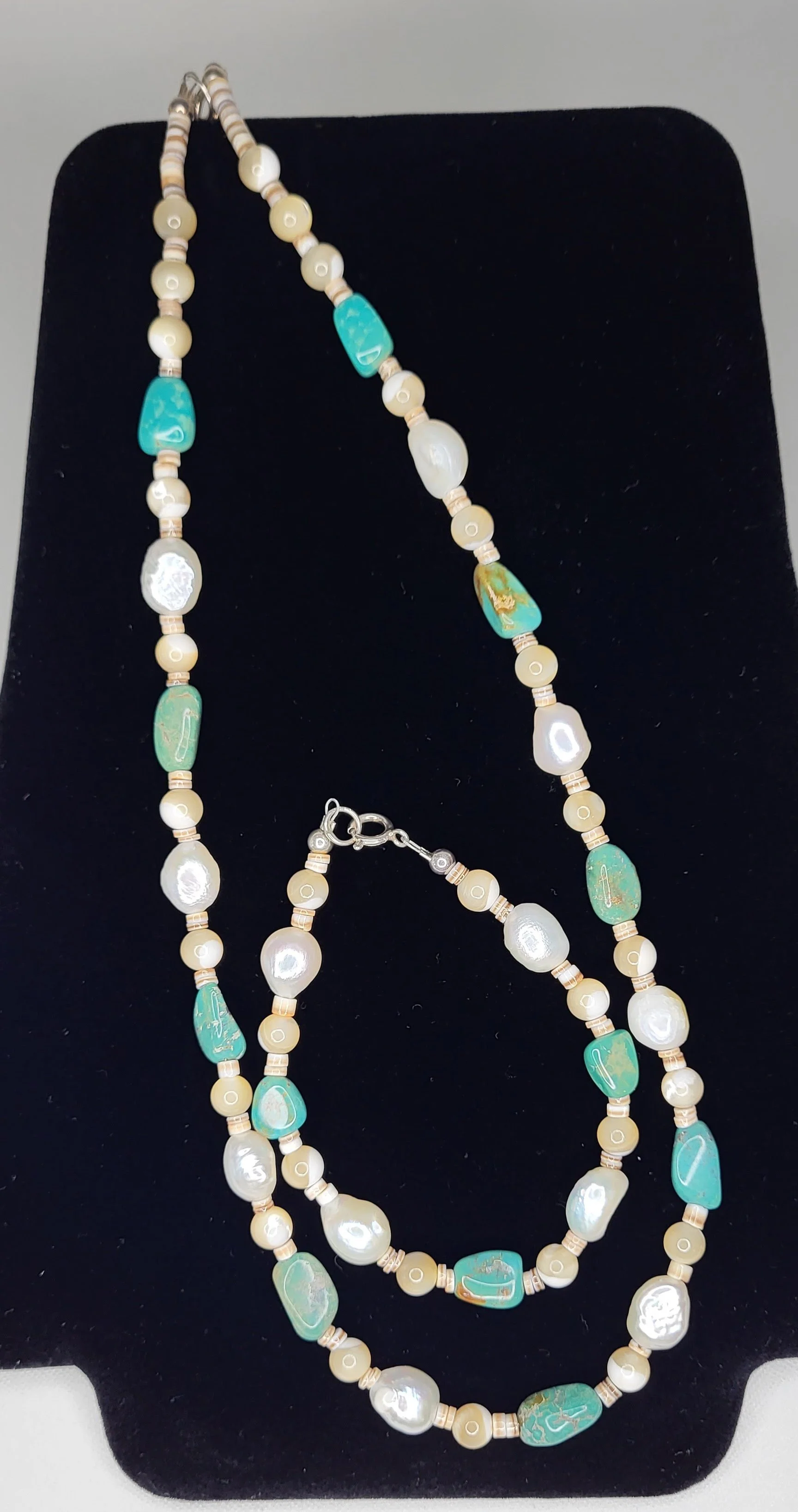 Mother of Pearl & Turquoise Necklace and Bracelet Set