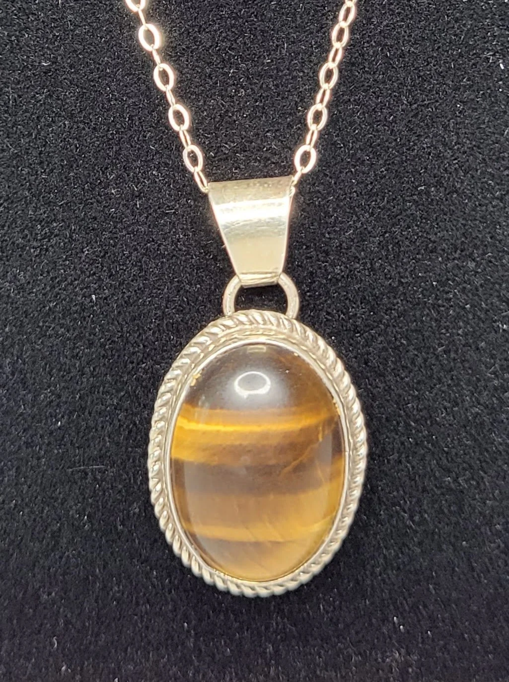 Timeless Tiger's Eye Pendant Necklace