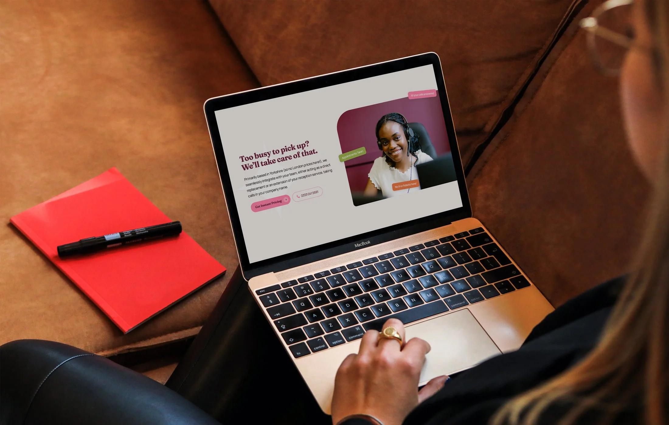 Laptop-display-mockups-01.jpg