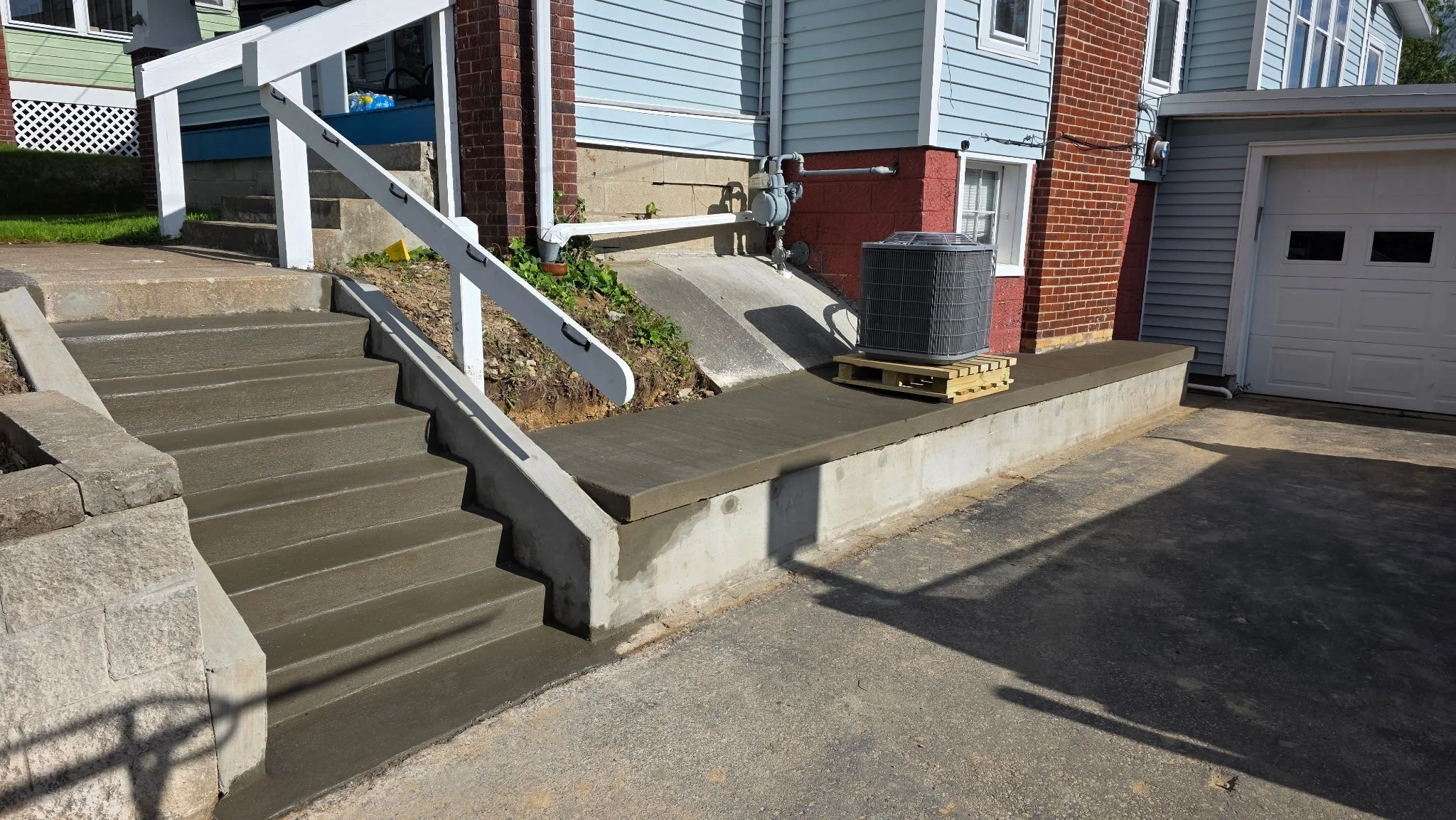 Concrete Flat or Poured