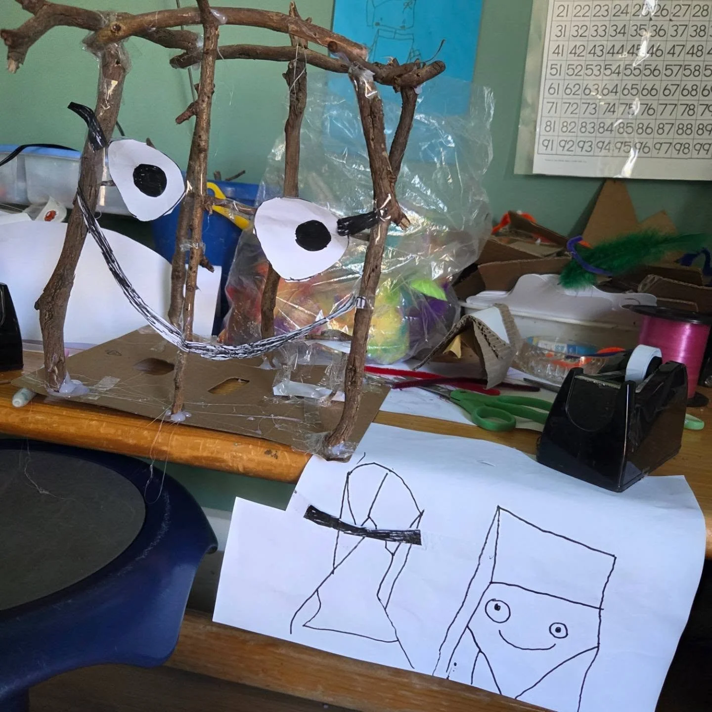 🐣 Sometimes regulation looks like cupping a worm for a chicken.
Today's group found calm in the small stuff:
🐔 gentle animal play
🌀 swinging + heavy work for the nervous system
🧘 stillness on the yoga mat
🤝 a new friend welcomed into the group
P