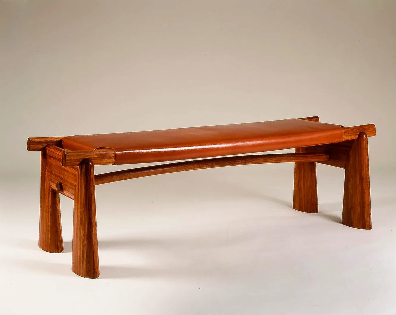 BENCH

bubinga & leather