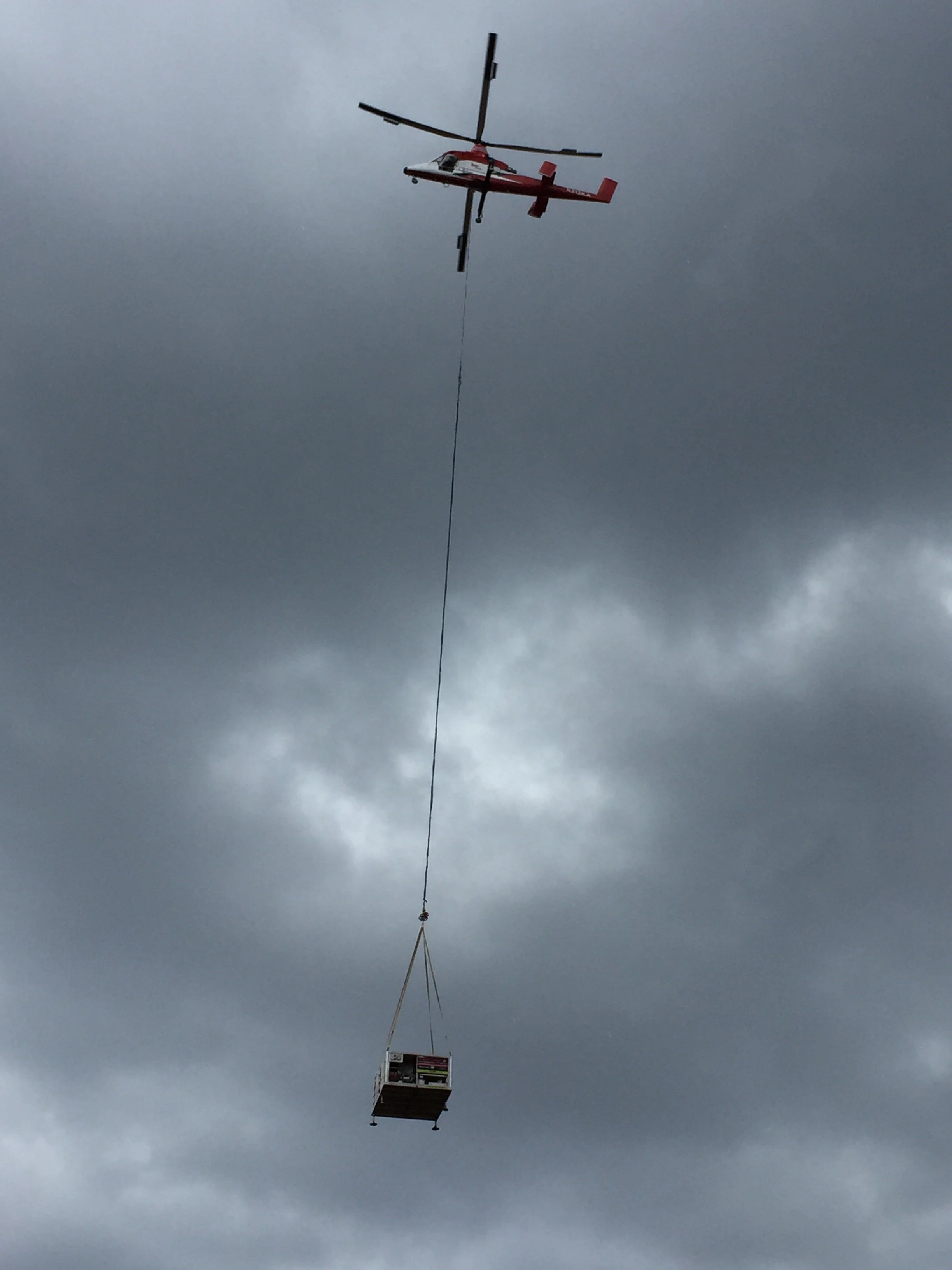 2015 Grizzly Fire WA - K-Max Flying In Pump