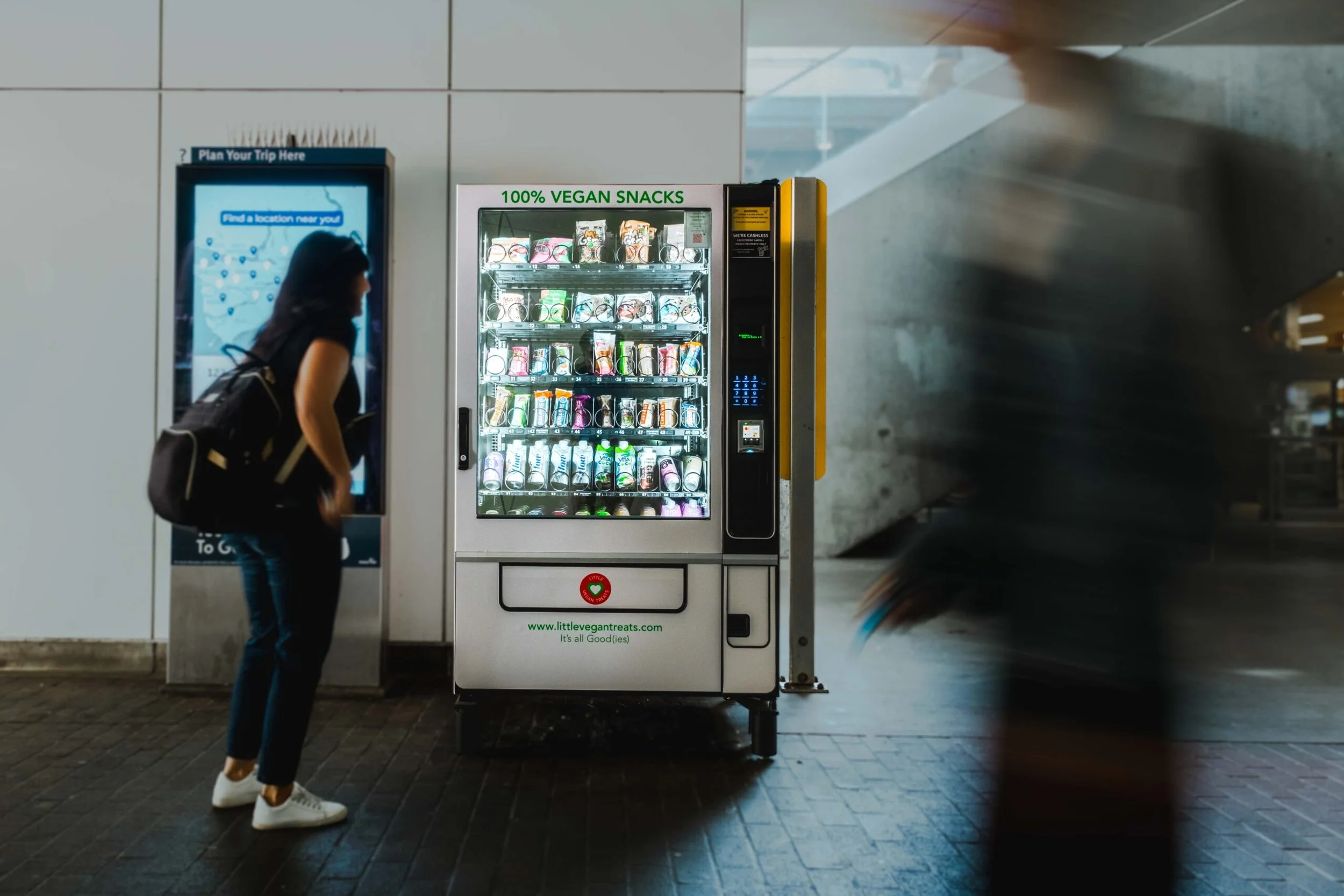 Kamren Express Vending Machine