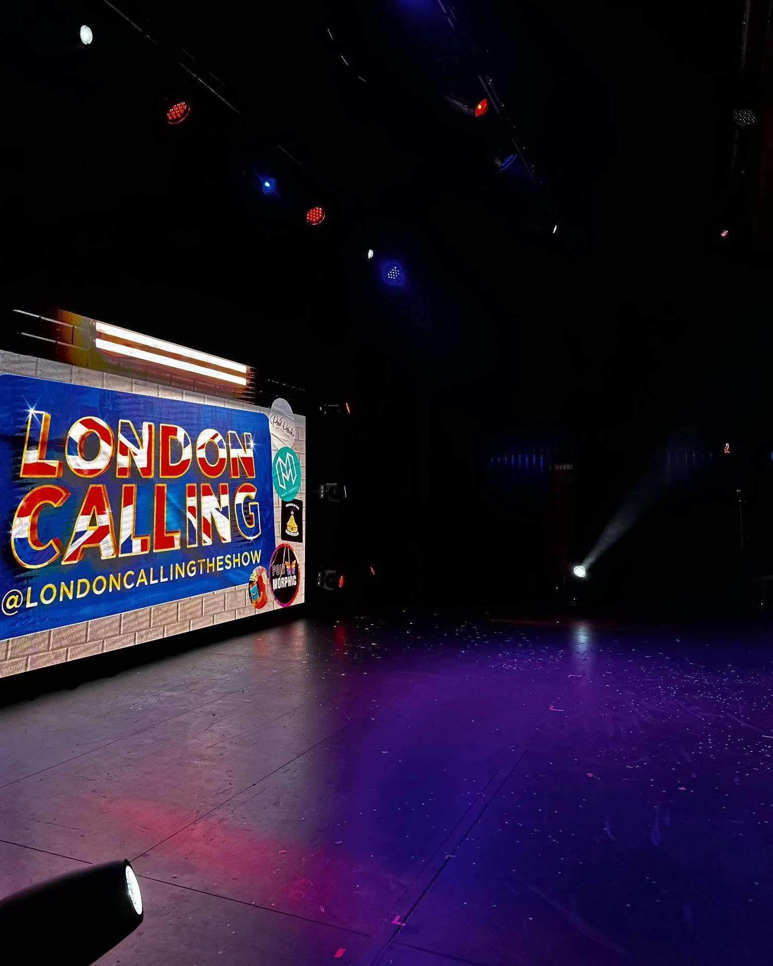 ✨ London Calling in the Barossa! 🎩✨

What an amazing night of awe-inspiring acts with Vossy as our Vision System Tech, working alongside the touring video audio and lighting technicians!