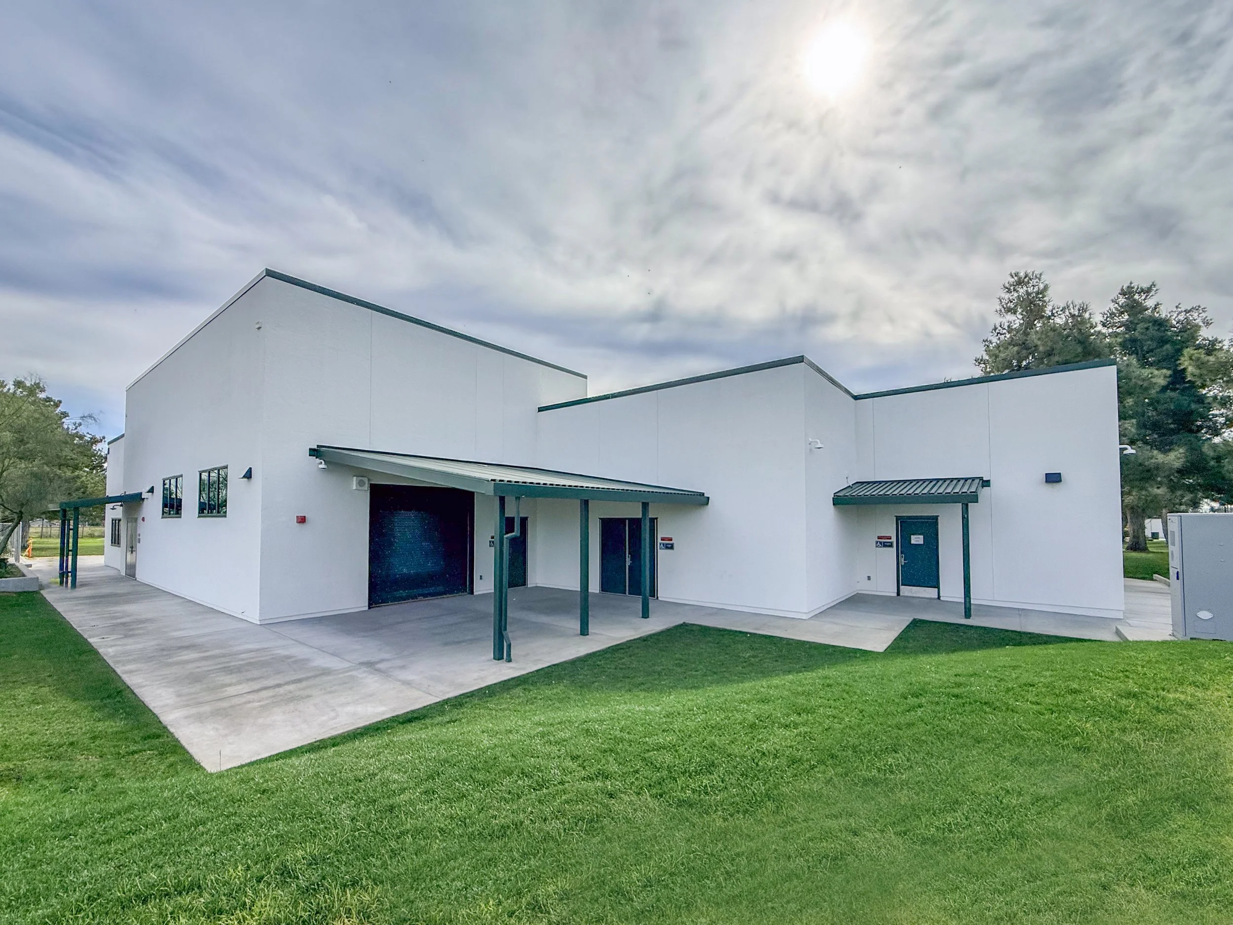 VVHS Weight Bldg_001 - Copy.jpg