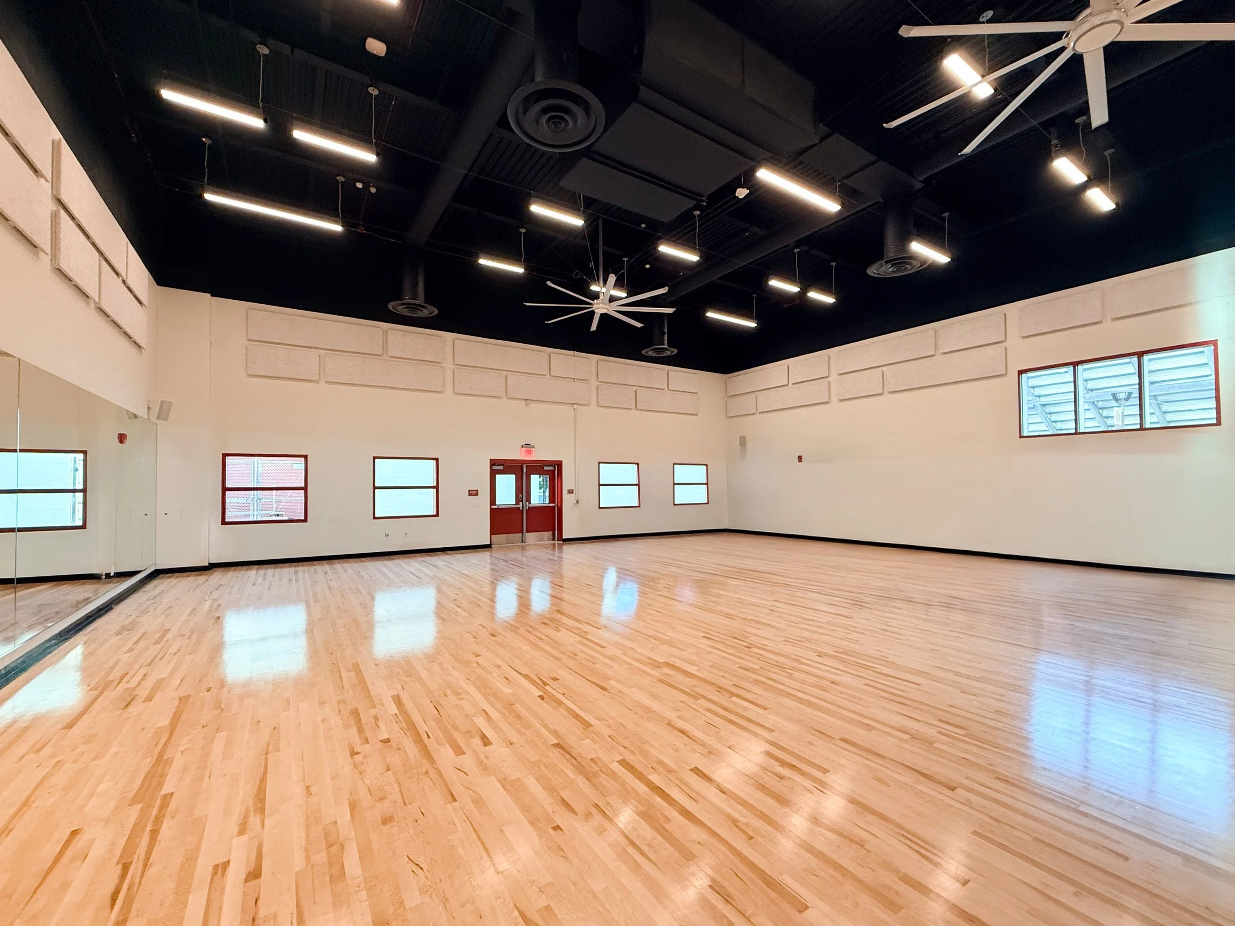OHS_Weight_Room_Bldg_011.jpg