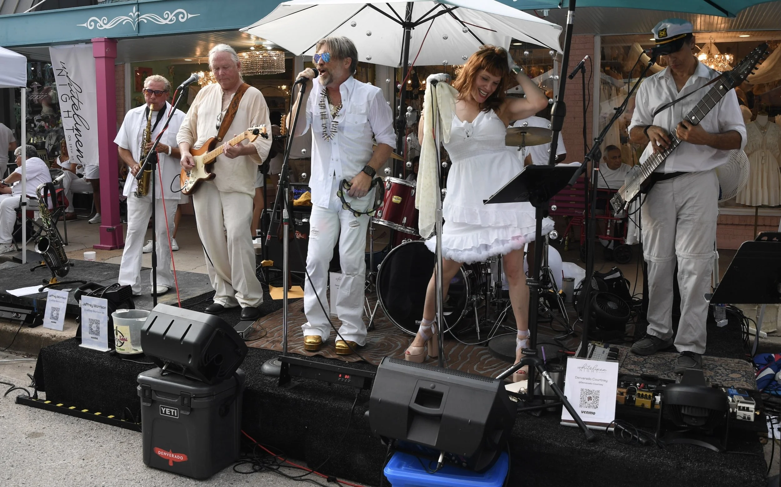     WHITE LINEN NIGHT