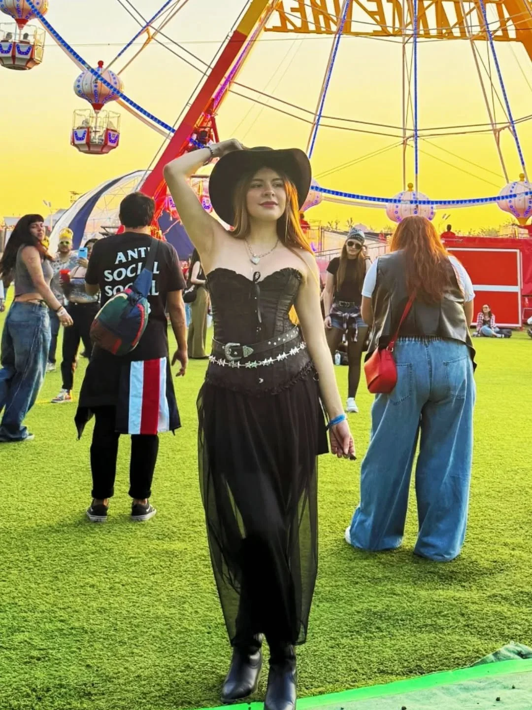 PLAY THE FUCKING BEAT 🗣💗✨️🦄
Gracias a mi hermanito por ir conmigo y por tremendas fotos 😼
.
.
.
#coronacapital #coronacapital25 #coronacapital2025 #chapellroan #musicfestival #mexicocity