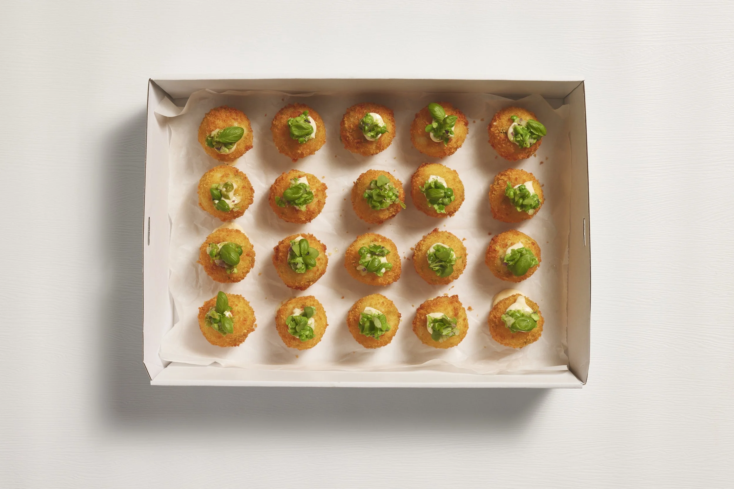 Pea , Mint & Mozzarella Arancini, Lime Aioli (V)