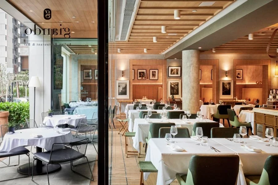 Modern Italian restaurant interior and dining area at Giando.