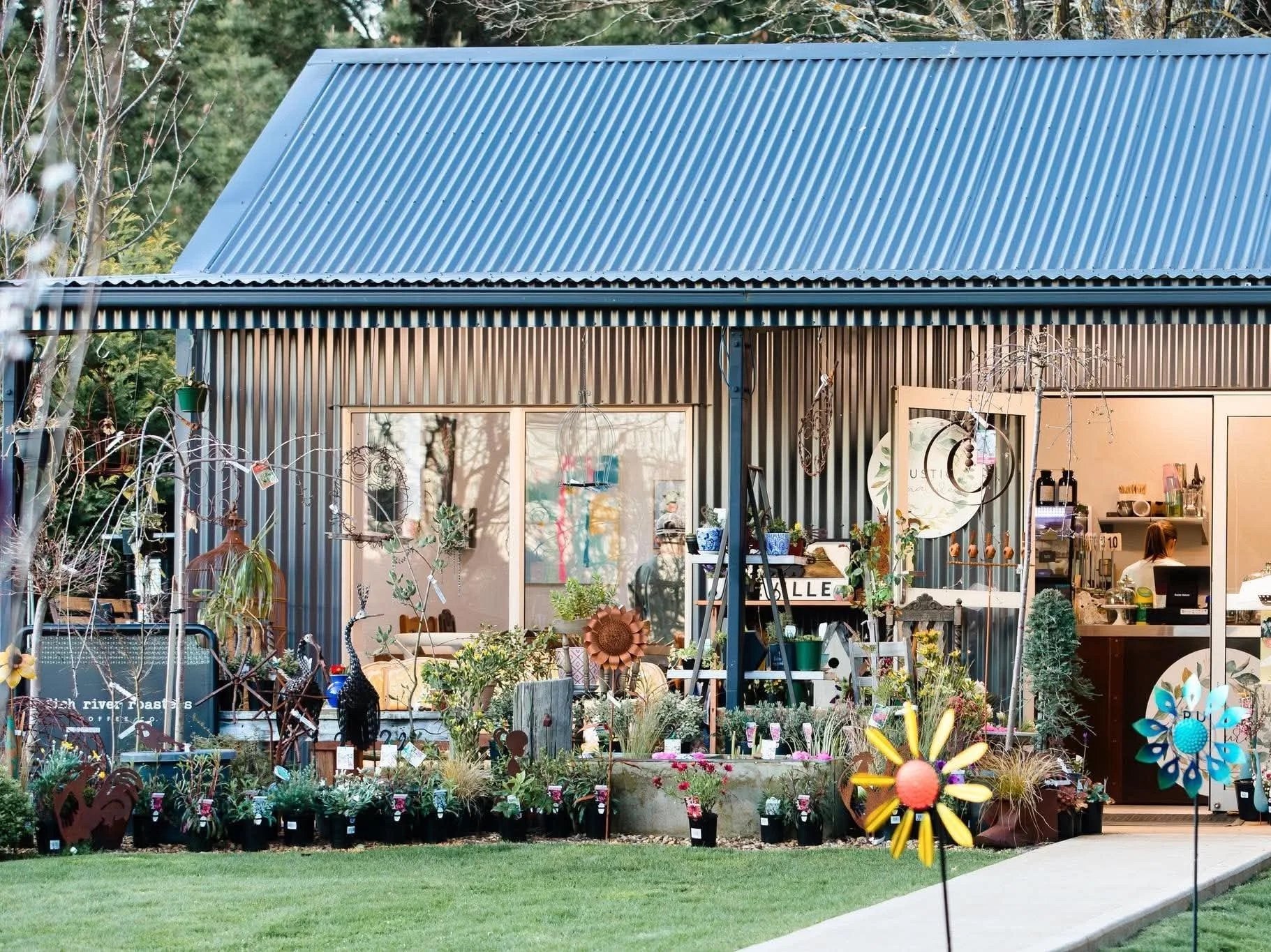 Outside Rustic Nature Cafe, Neville