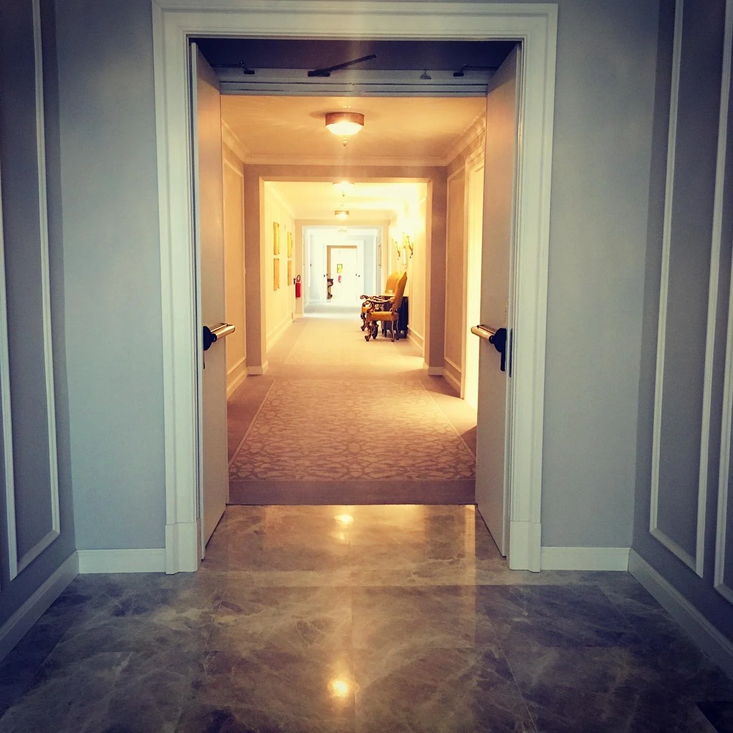 HOTEL ST. REGIS