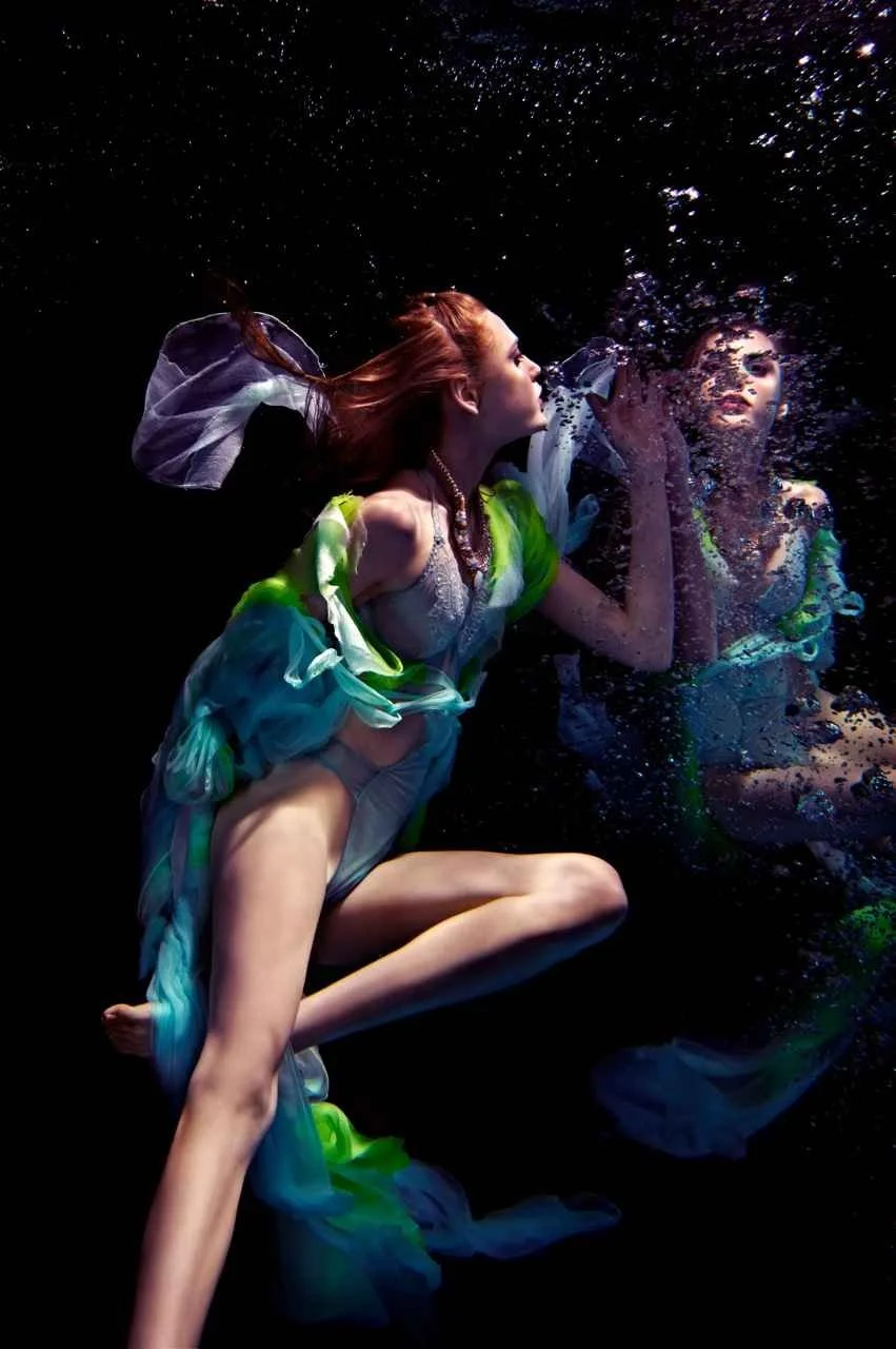 unter water 2.jpg