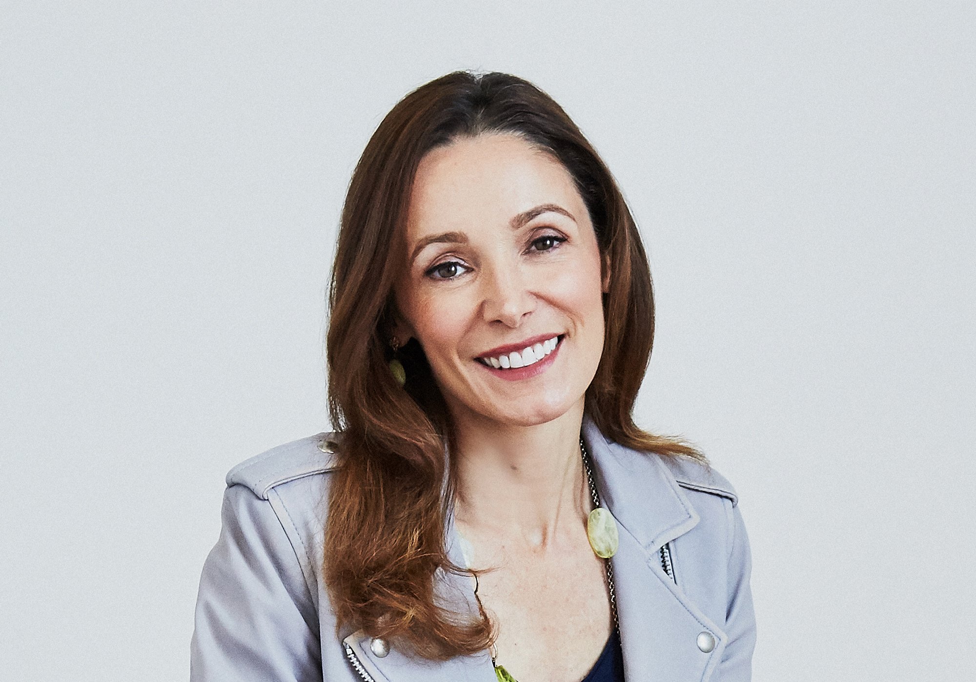 Teresa Barreira portrait featured in article about business transformation and leadership