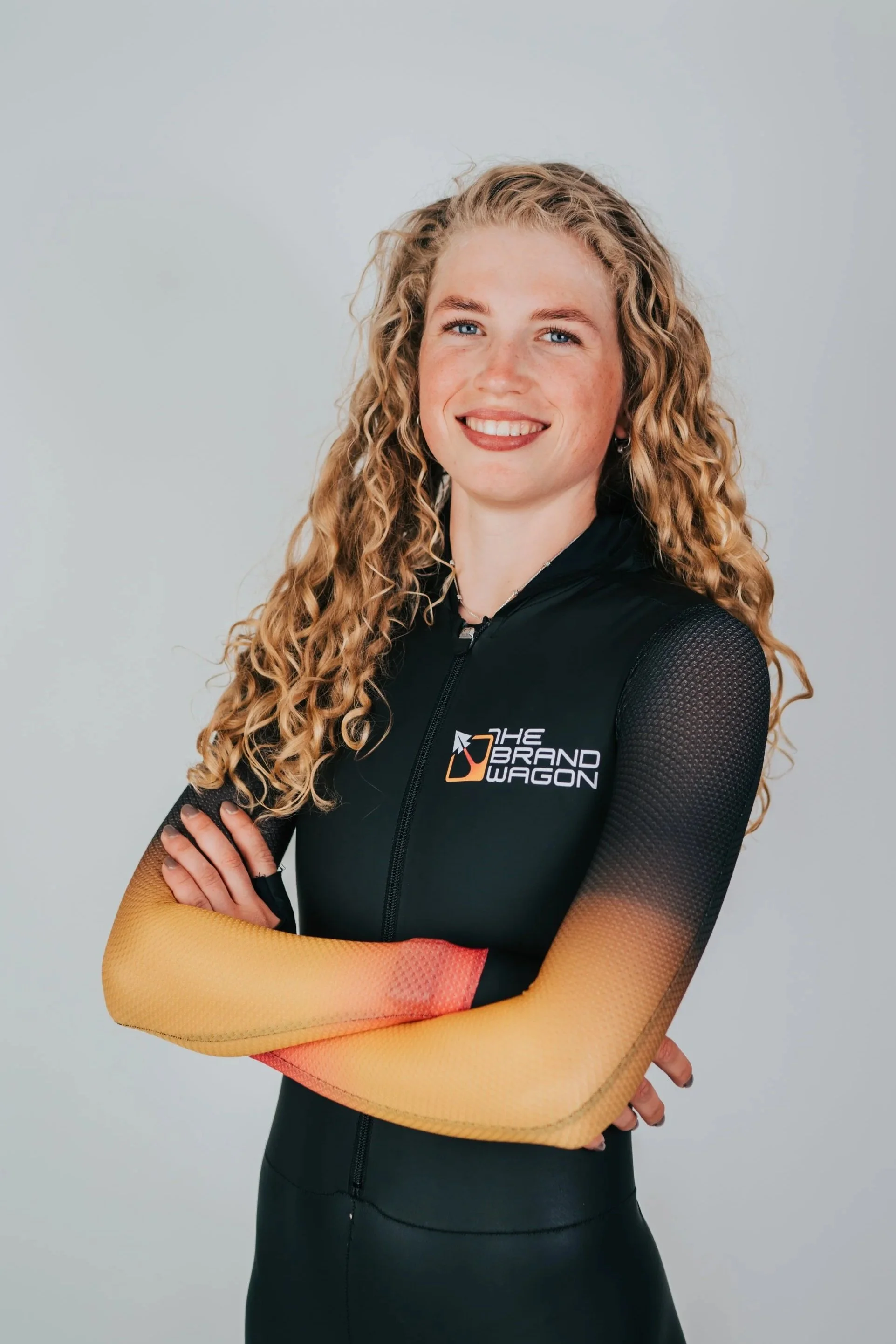 Portretfoto van Amy van der Meer, schaatster bij Team The Brandwagon.