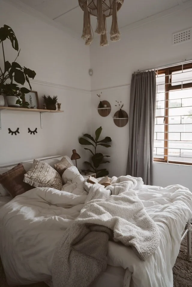 Plants help improve your room’s circulation.