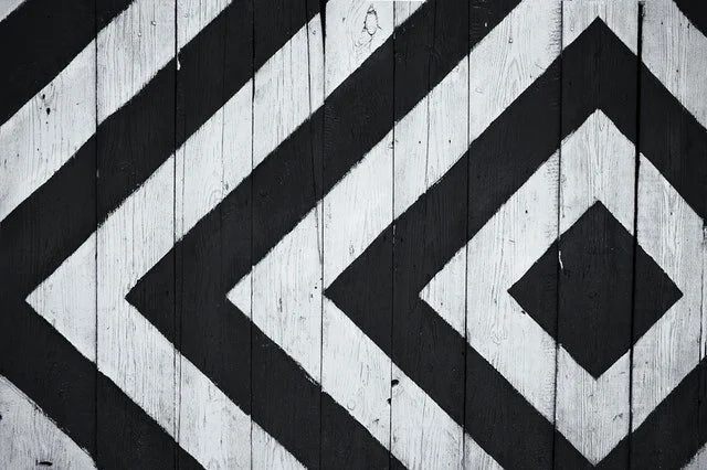 Yes, you can mix patterns and wood together.