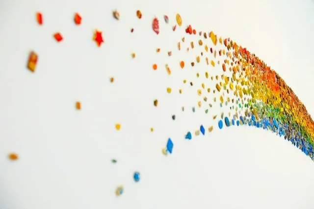 Minimalist but colorful.