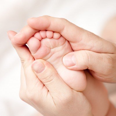 Réflexologie plantaire Bébé - Enfant - Ado - Séverine Giroudon Sauzet Montélimar