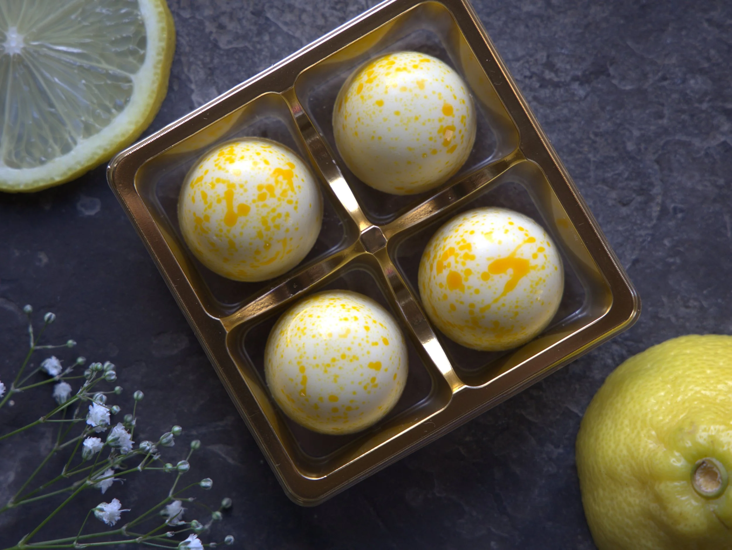 White Chocolate & Lemon Bonbon
