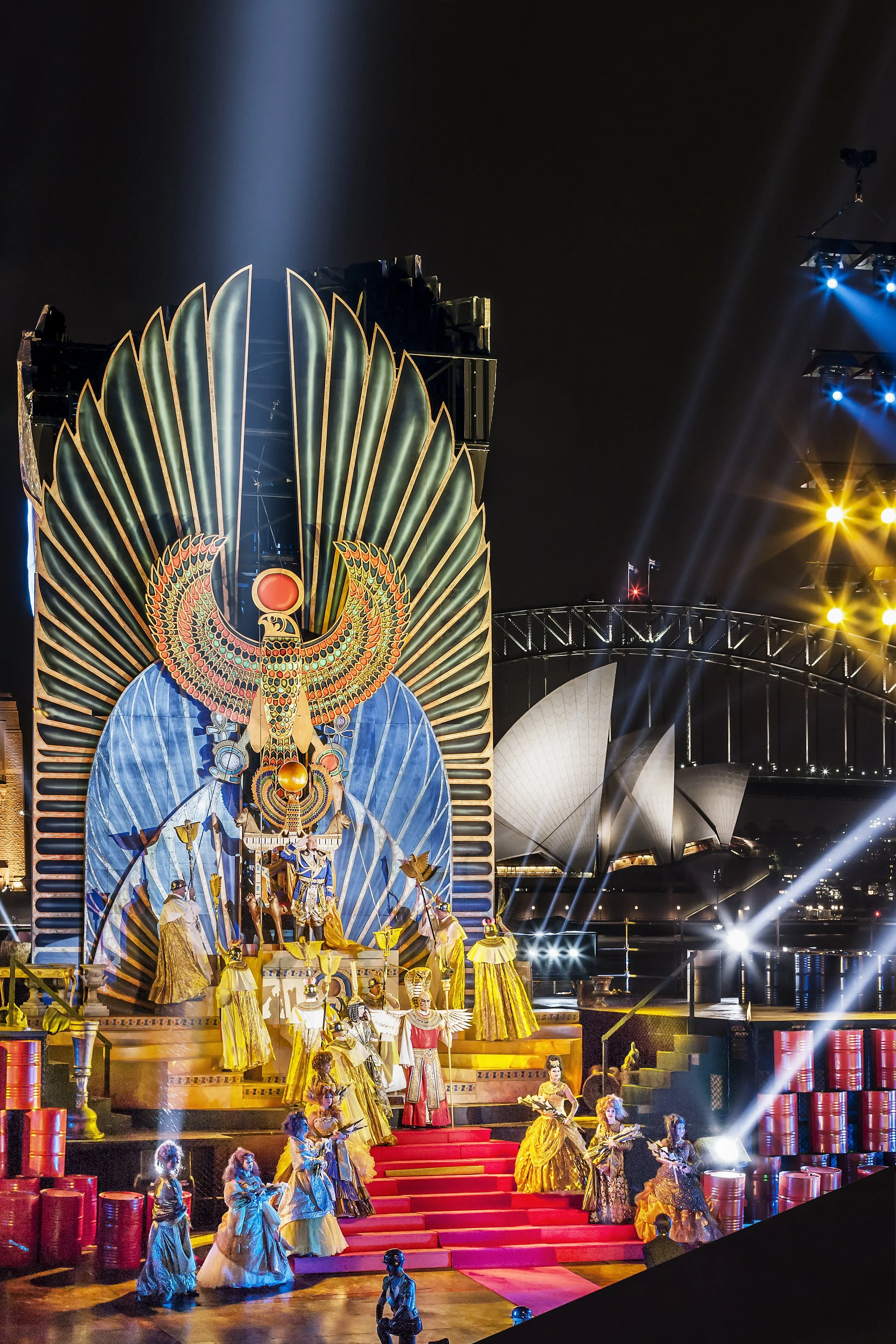 handa-opera-on-sydney-harbour-aida-2015_55533600340_o.jpg