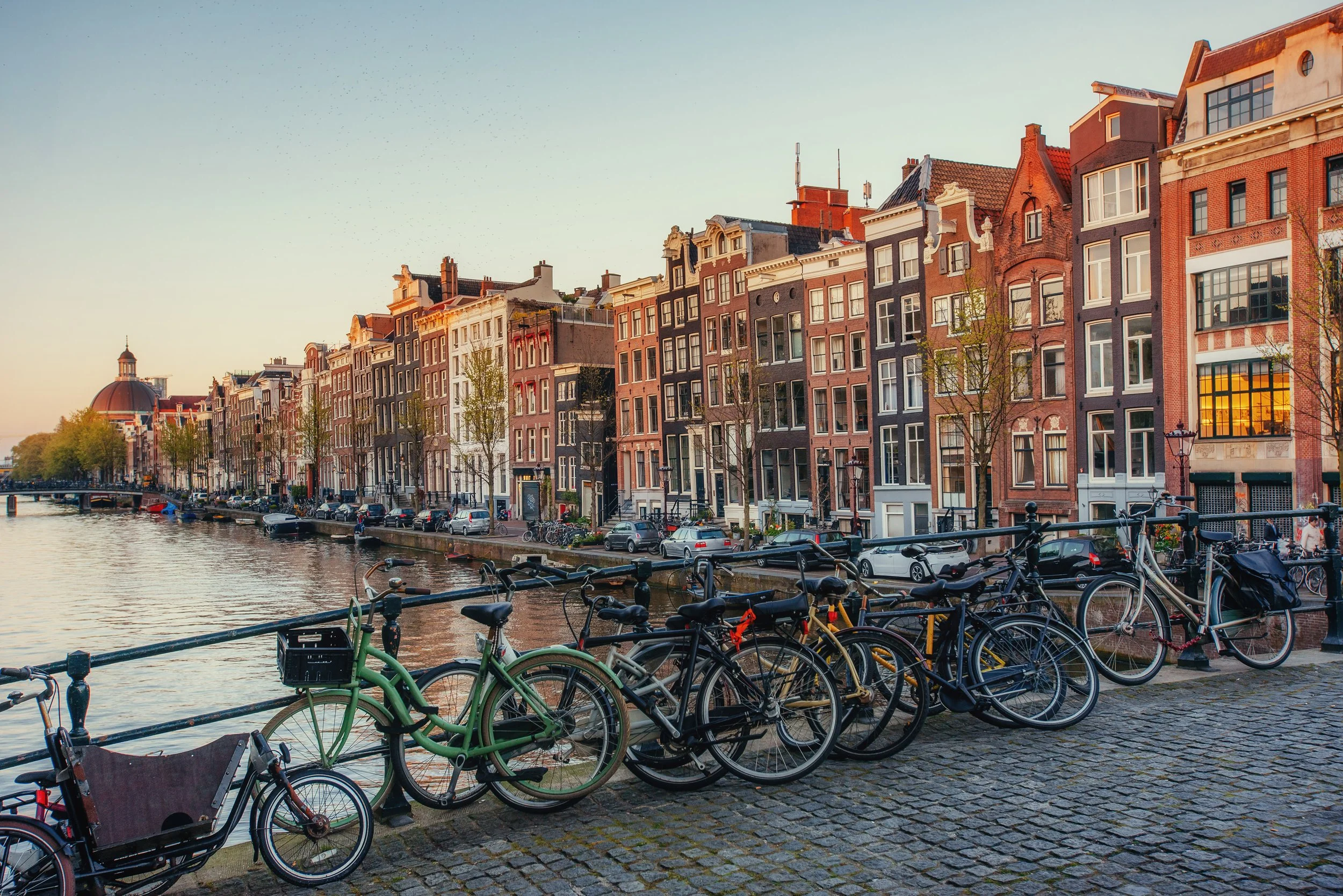 beautiful-tranquil-scene-city-amsterdam.jpg