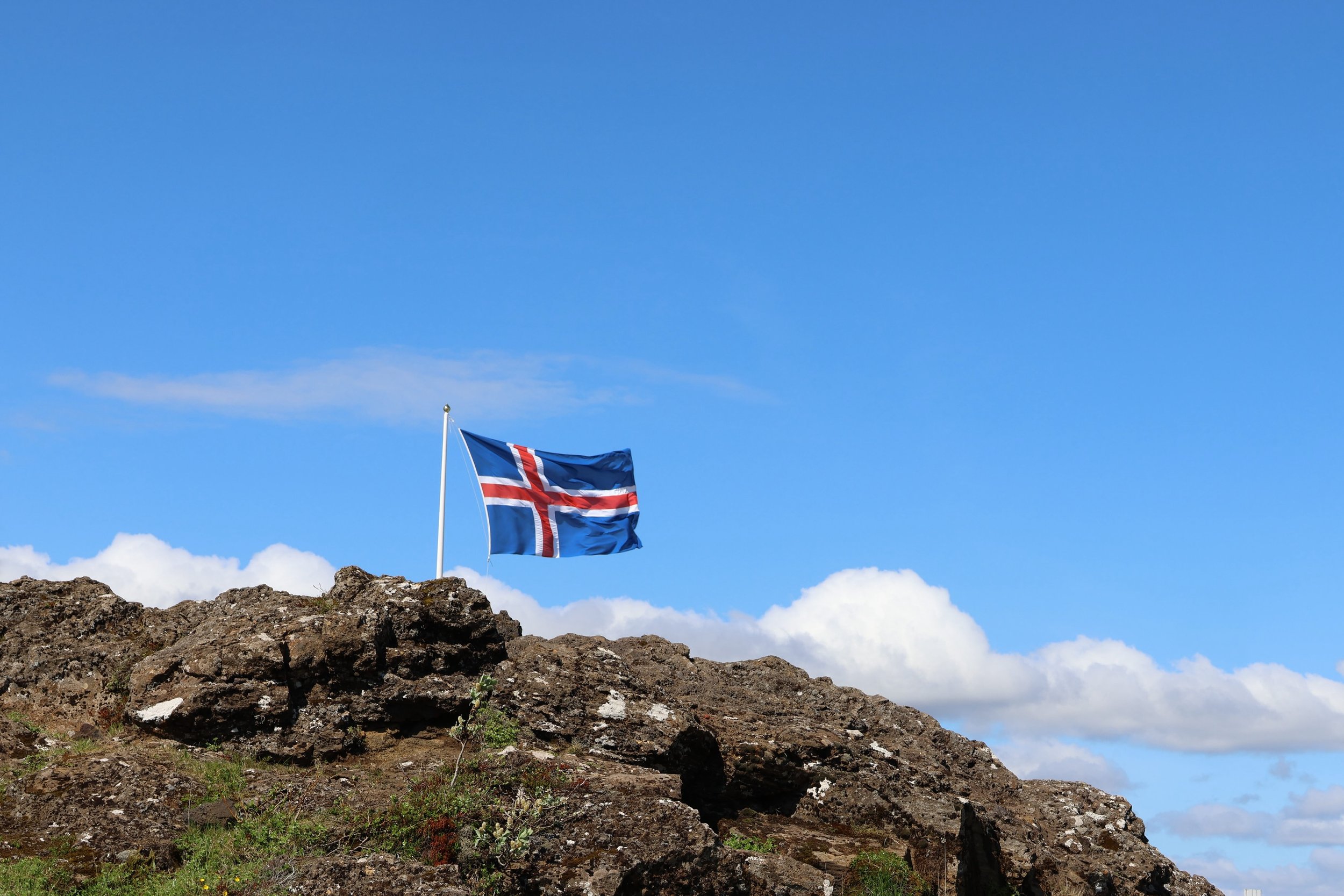 A few things that made a real difference:

📍 Don&rsquo;t try to see the whole of Iceland in one trip. We focused on the South Coast, allowing time to truly experience each location rather than constantly rushing between sights.

🚗 A hire car gave u